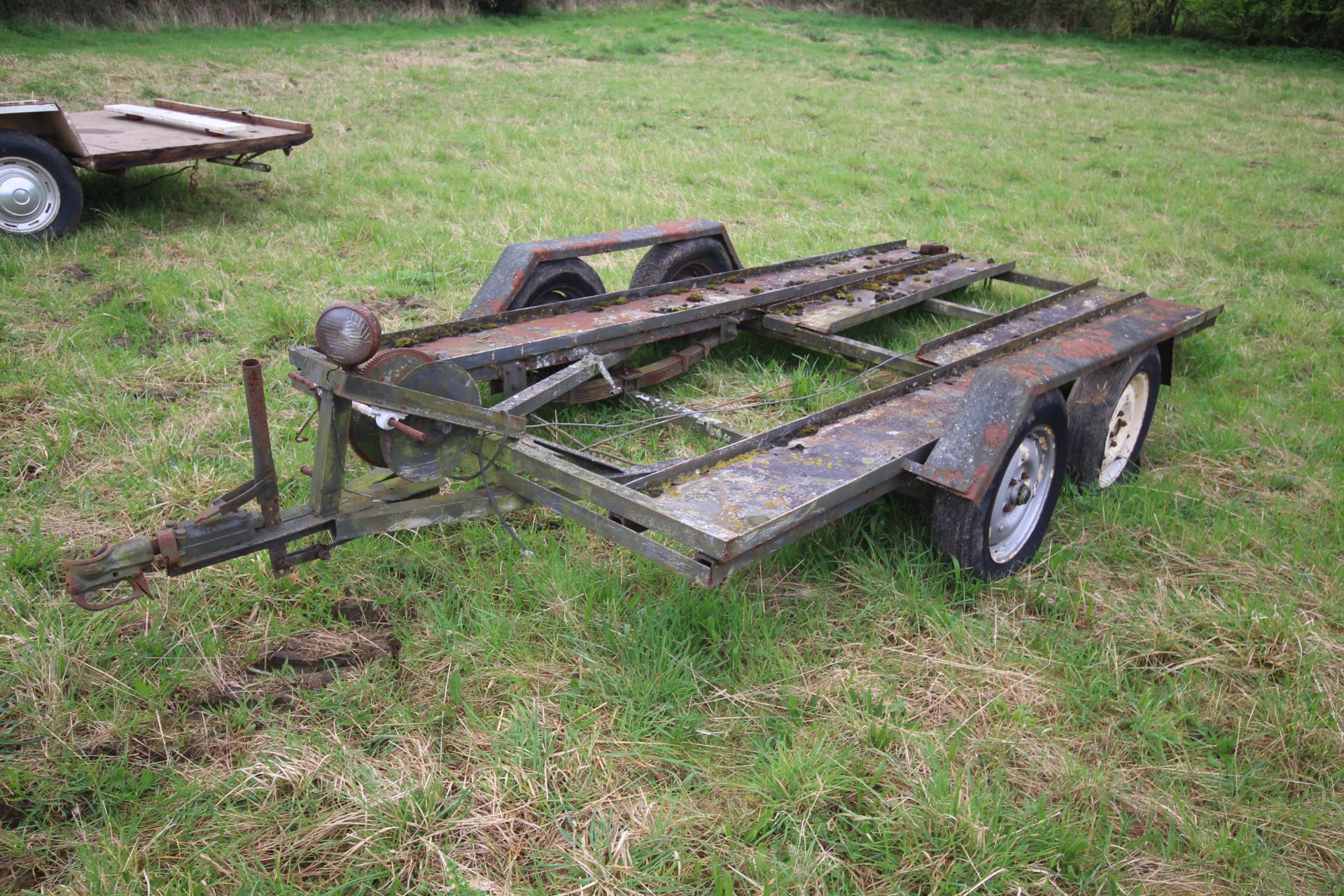12ft twin axle car trailer. With ramps. Requires attention. - Image 4 of 20