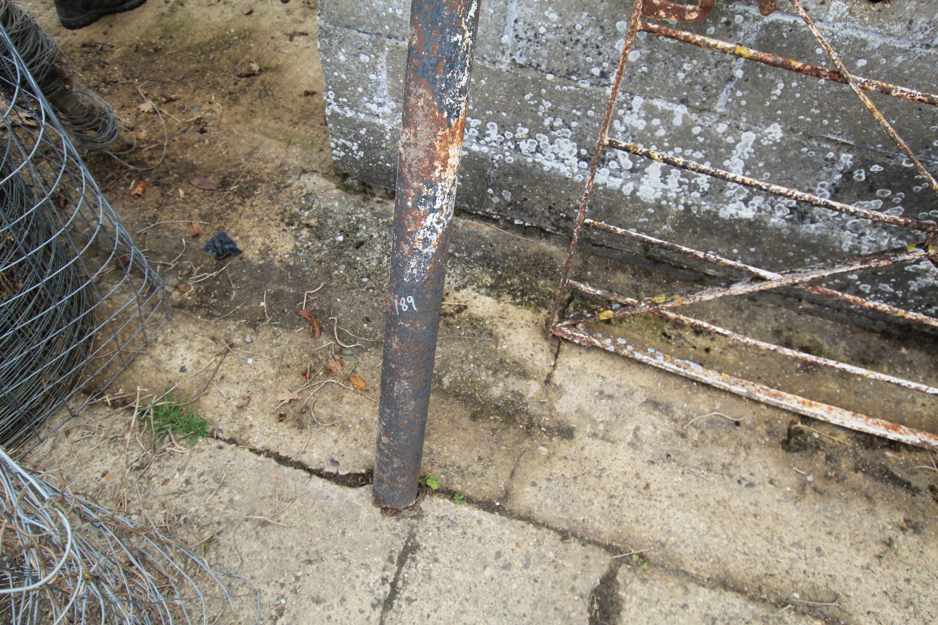 Approx. 10ft ornate metal gate with slam post and - Image 5 of 6