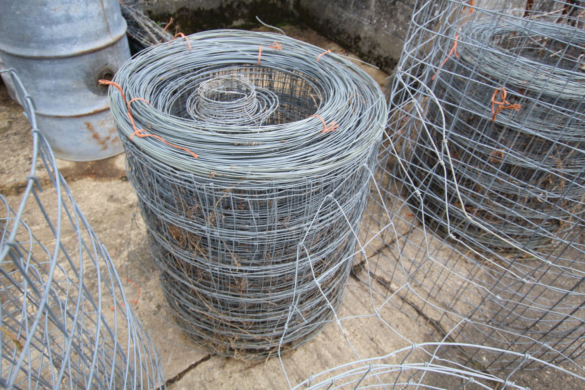 Quantity of used stock wire. - Image 4 of 6