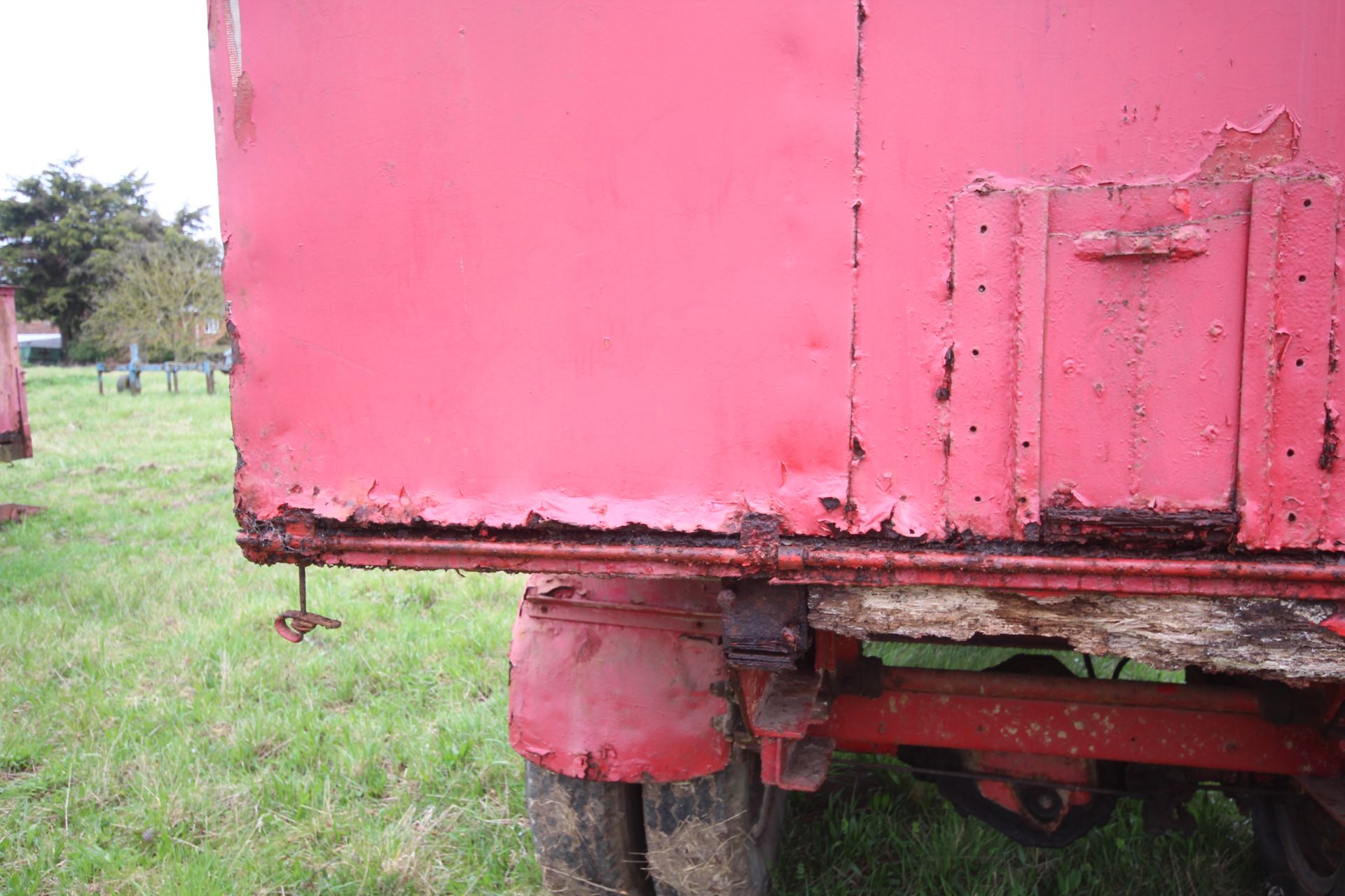 10T single axle lorry conversion tipping trailer. With twin wheels and steel body. Ex-Leyland - Image 27 of 51