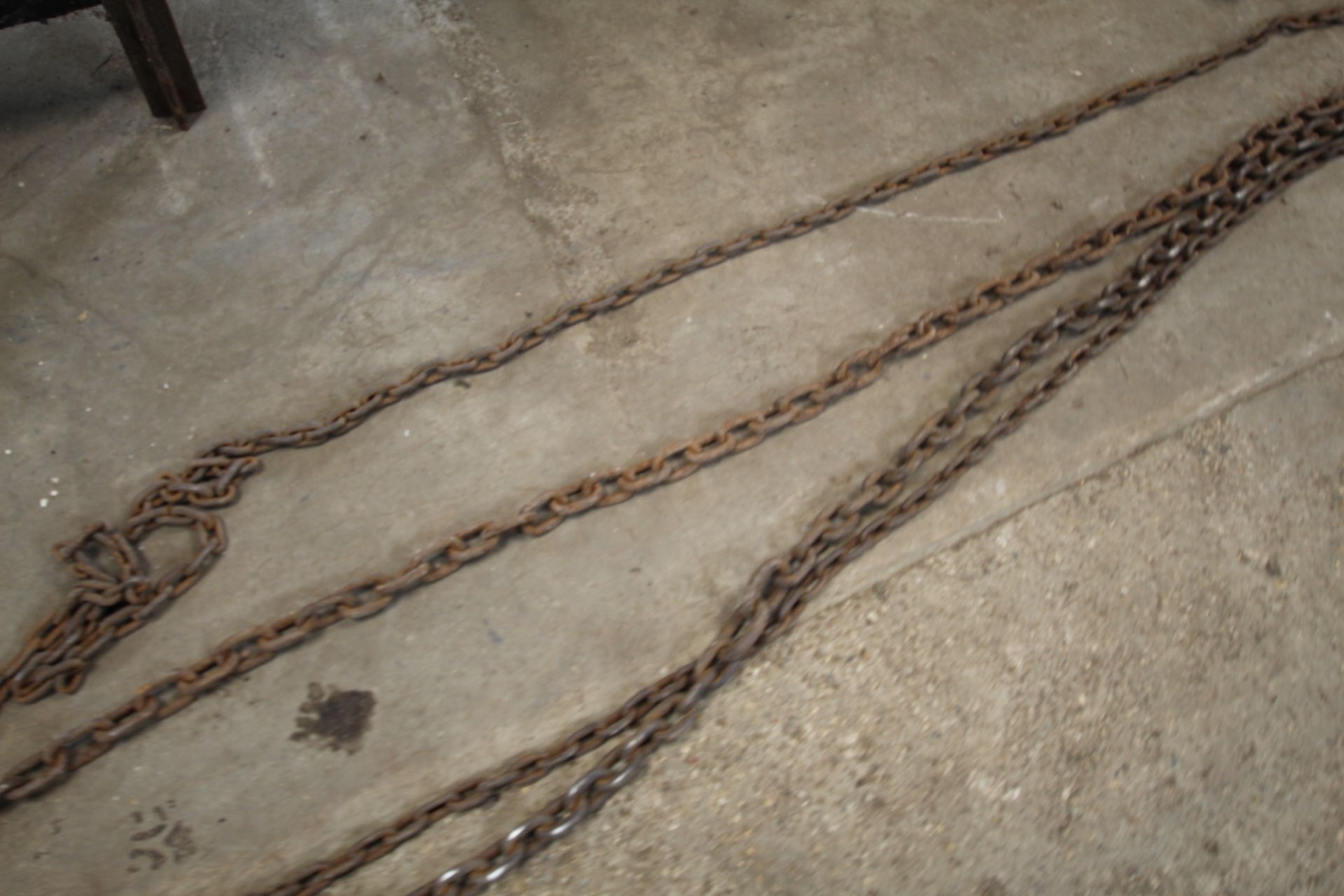 Various tow chains, large shackles etc - Image 6 of 7