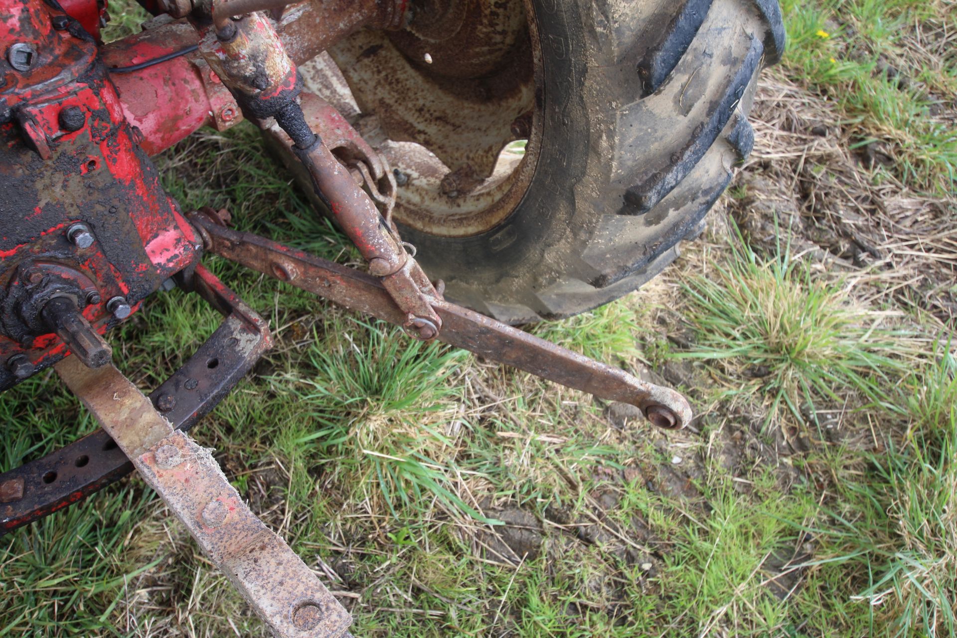 McCormick 434 2WD tractor. Registration FDX4 58D (expired). Serial No. B/2894. With Quicke loader ( - Image 24 of 58