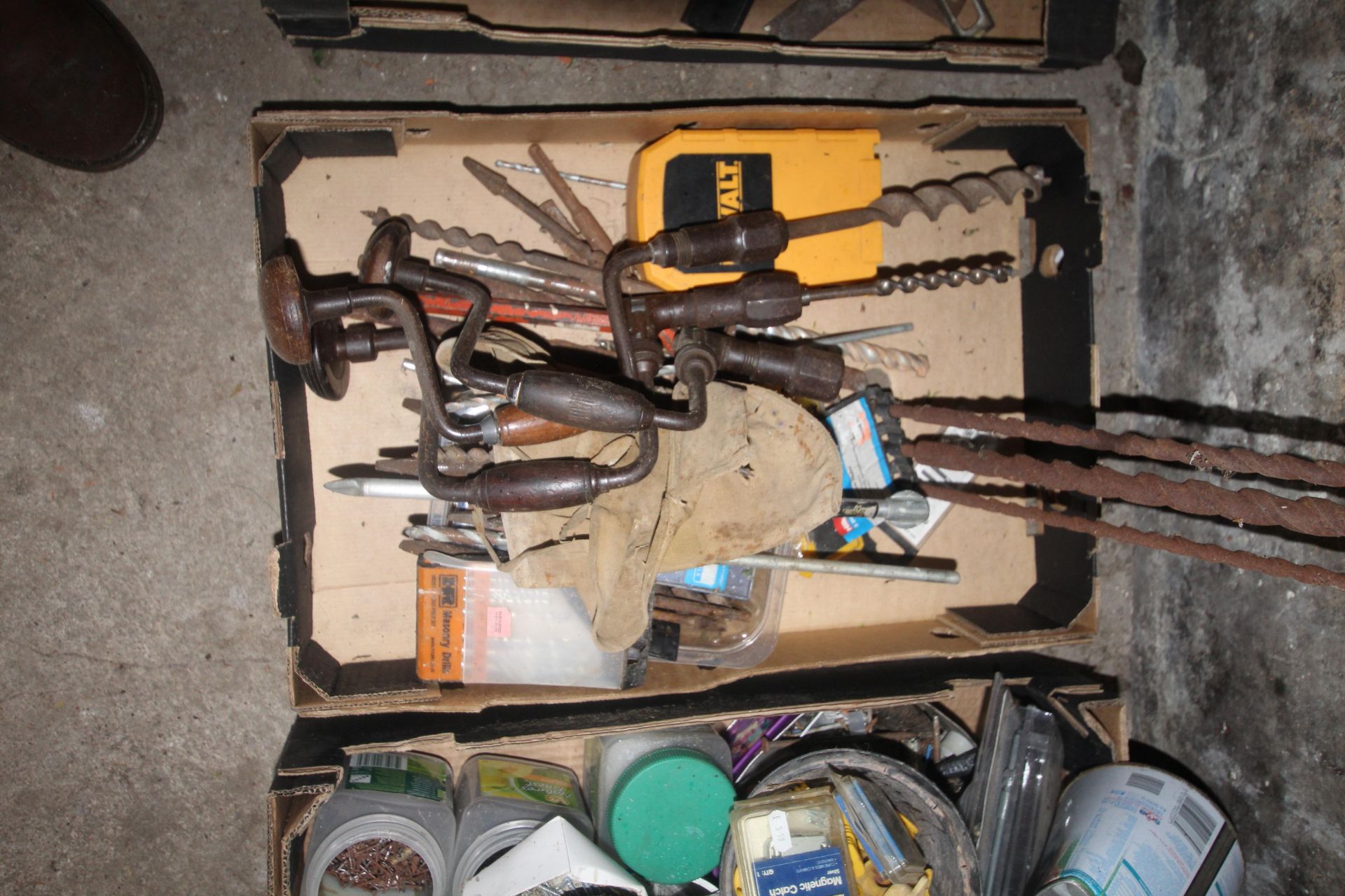 Tray of various drill bits including large Hilka SDS bits, bit and braces etc.