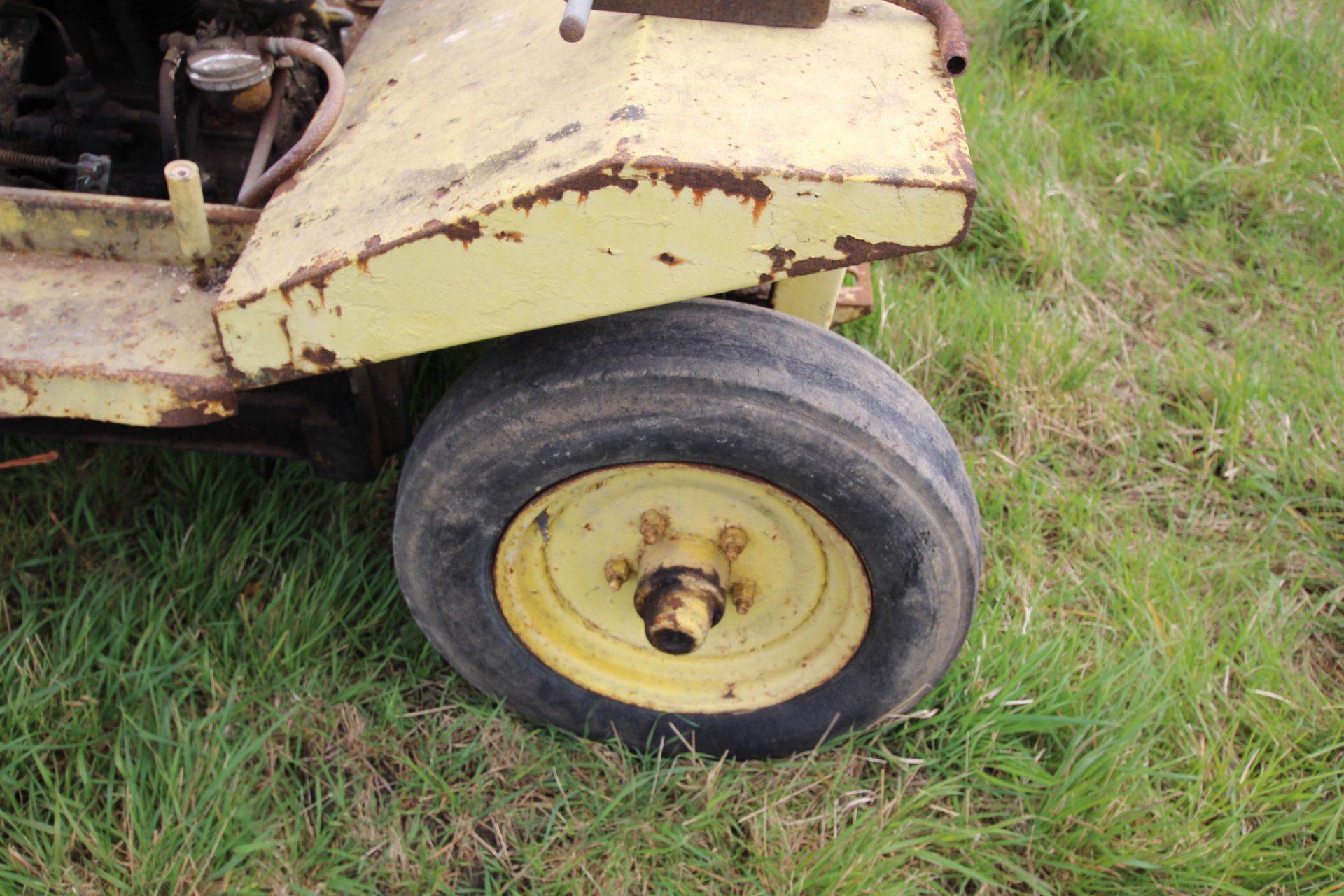 Thwaites 2WD manual tip dumper. With single cylinder Lister diesel engine. Not running recently - Bild 17 aus 22