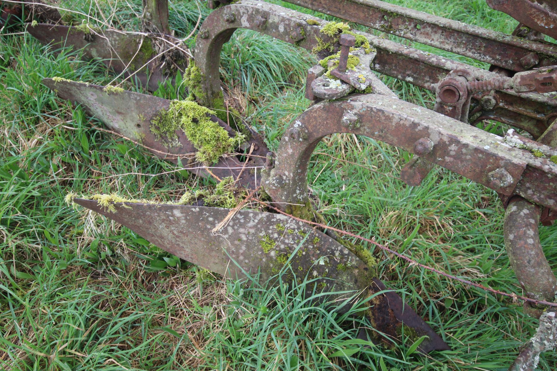 Ransomes three furrow trailed plough (no drawbar). - Image 15 of 19