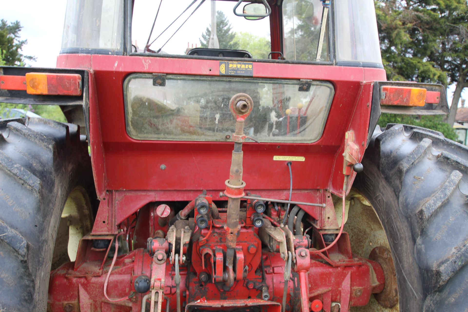 International 956 XL 4WD tractor. Registration ADX 134Y. Date of first registration 08/10/1982. 6, - Image 24 of 55