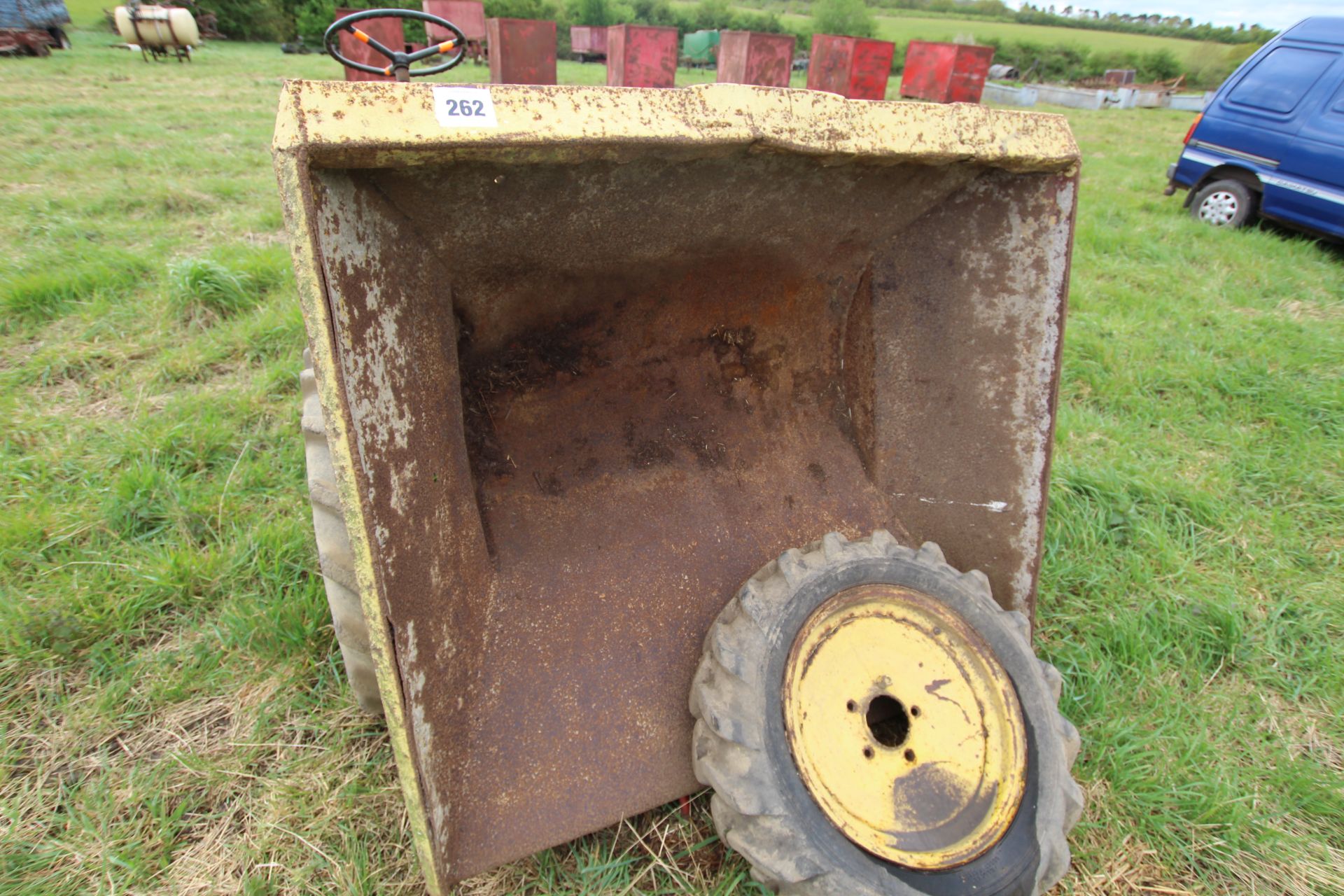 Thwaites 2WD manual tip dumper. With single cylinder Lister diesel engine. Not running recently - Image 3 of 22