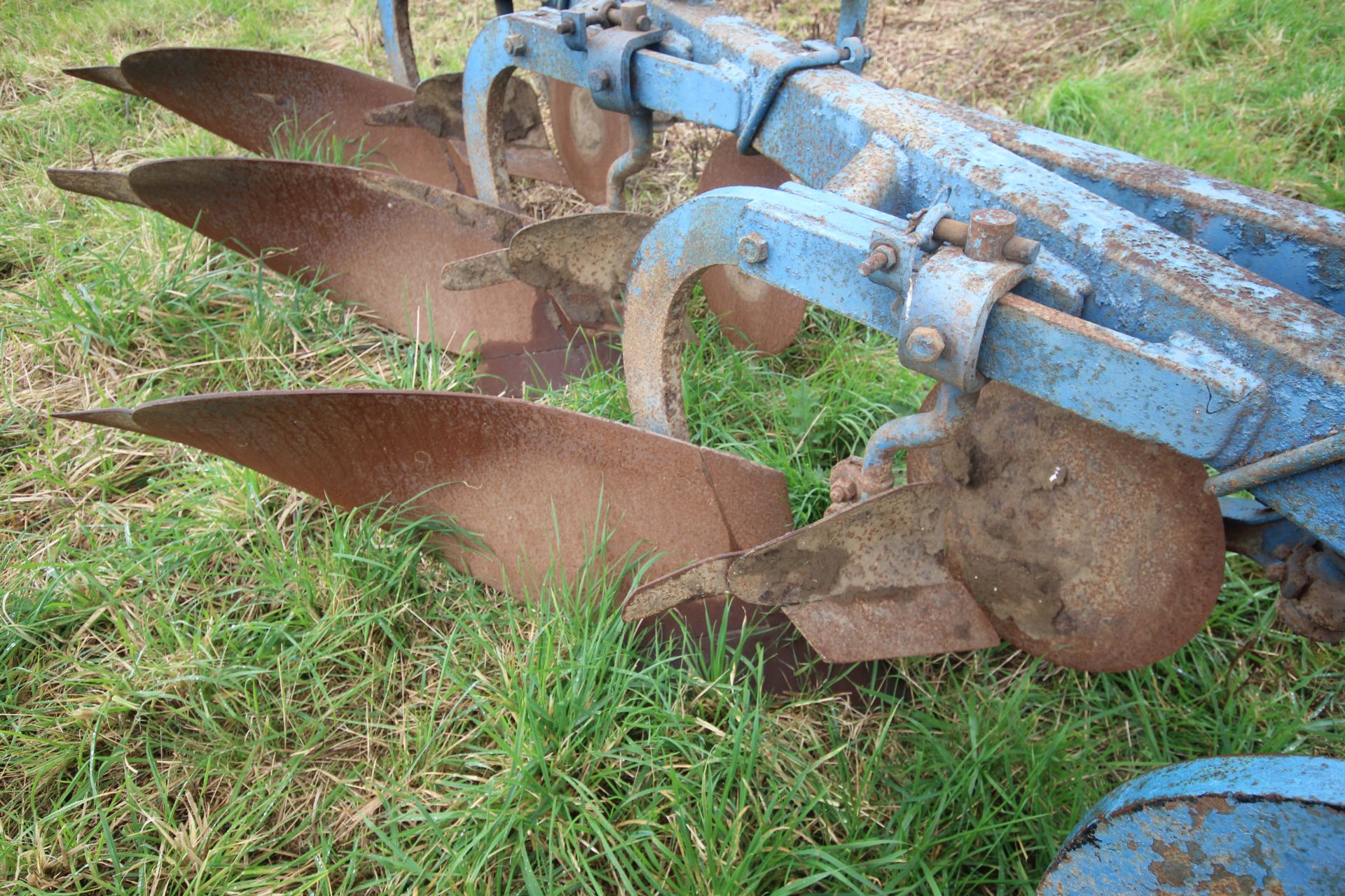 Ransomes TS90-12-4 4 furrow conventional plough. Owned from new. - Image 10 of 24