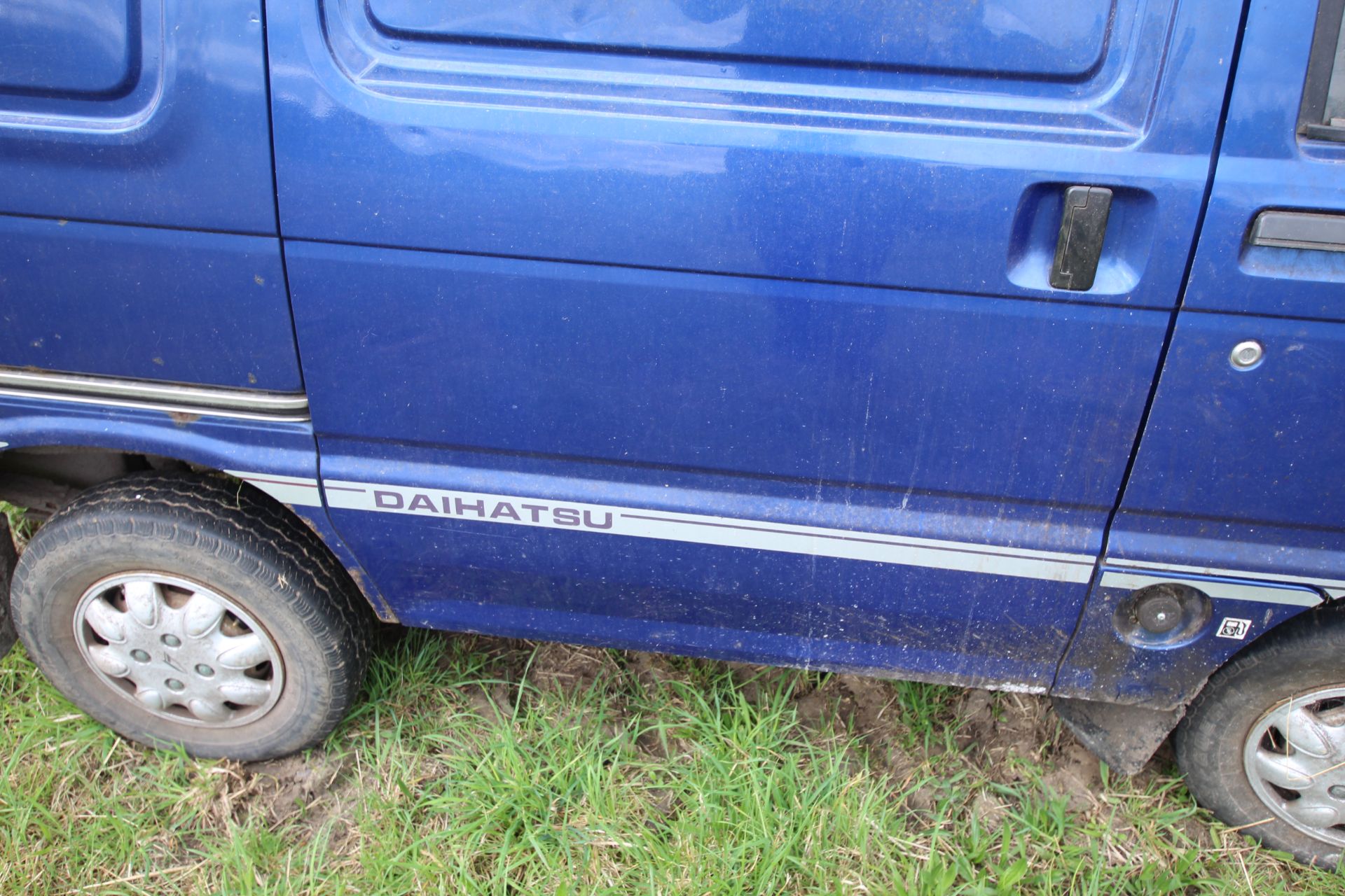 Daihatsu EFI High Jet panel van. Registration P154 NVX. Date of first registration 27/03/1997. 95, - Image 13 of 33