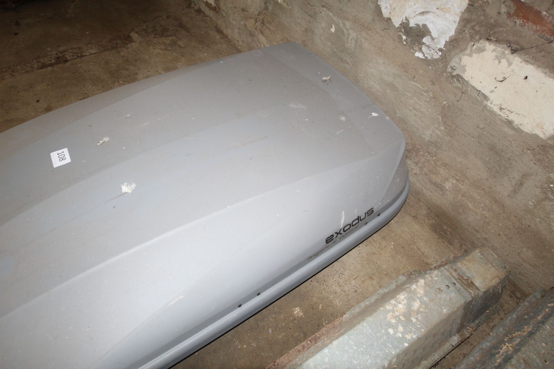 Exdus roof box (no keys). - Image 5 of 5