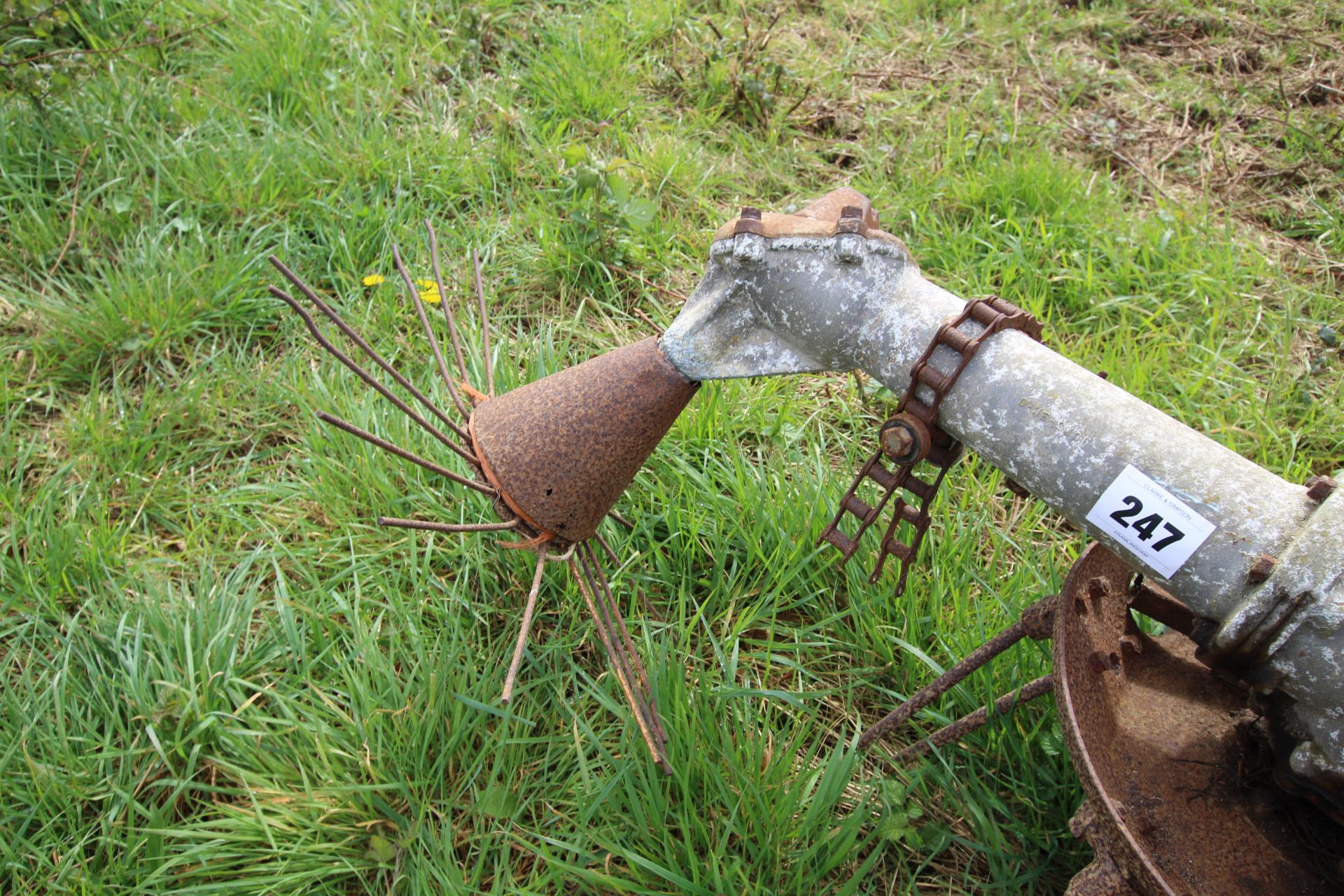 Ferguson PTO driven potato spinner. - Image 5 of 8