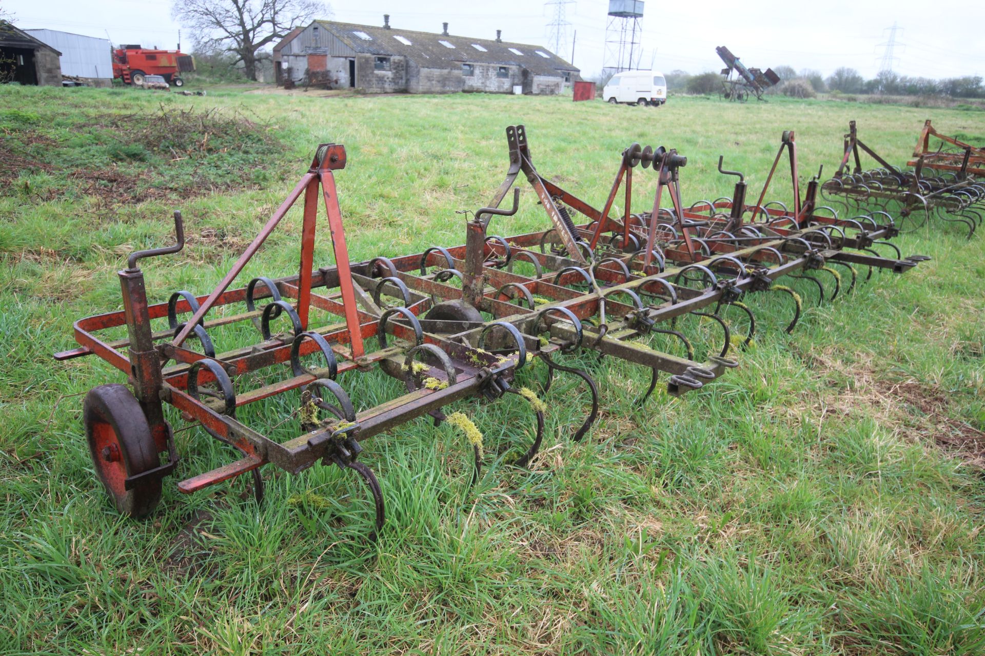 Kongskilde Triple K manual fold spring tines. - Image 3 of 22