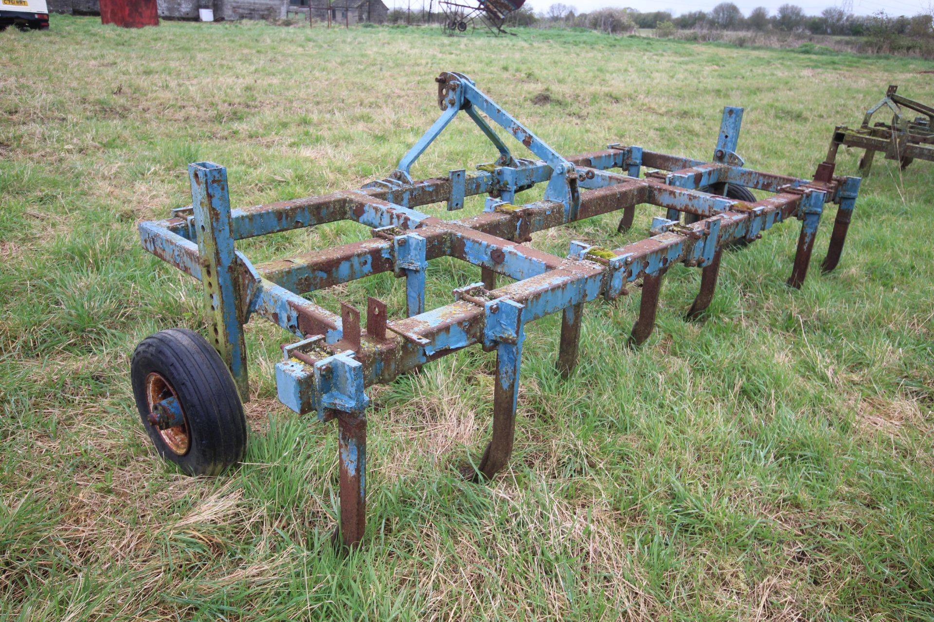 Ransomes C Series 12ft rigid leg cultivator. Owned from new. - Image 3 of 16