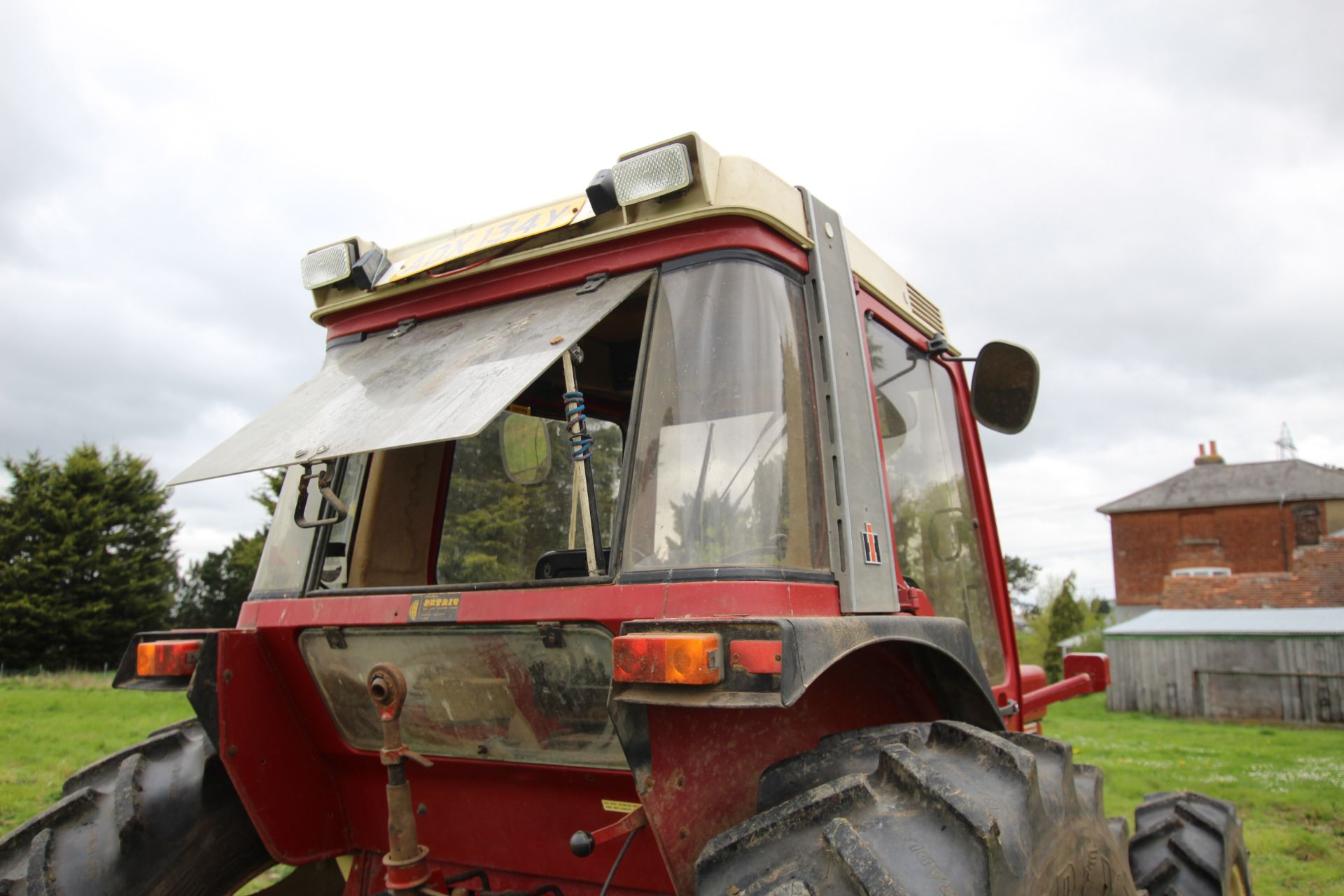 International 956 XL 4WD tractor. Registration ADX 134Y. Date of first registration 08/10/1982. 6, - Image 32 of 55