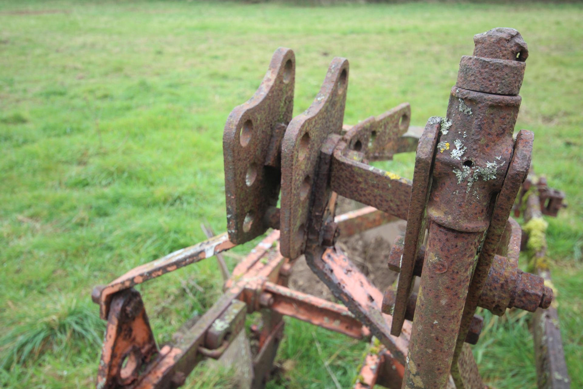 Ransomes three furrow conventional plough. Converted to two furrow. - Image 5 of 15