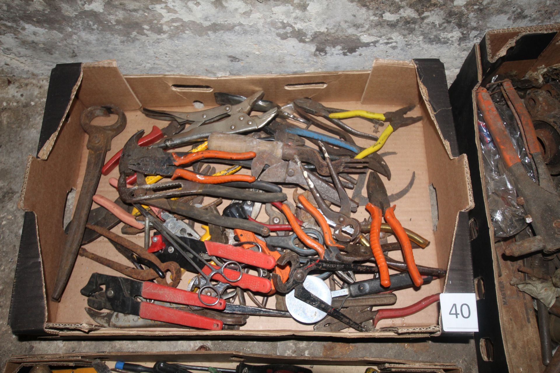 Tray of various pliers, mole grips, snips etc