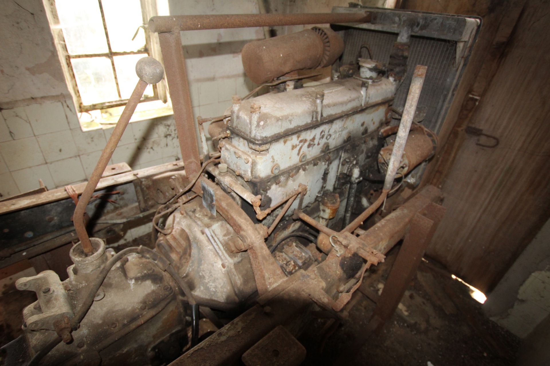 Leyland Comet six-cylinder diesel engine and gearbox. Previously used for driving grain fan. To be - Image 8 of 13