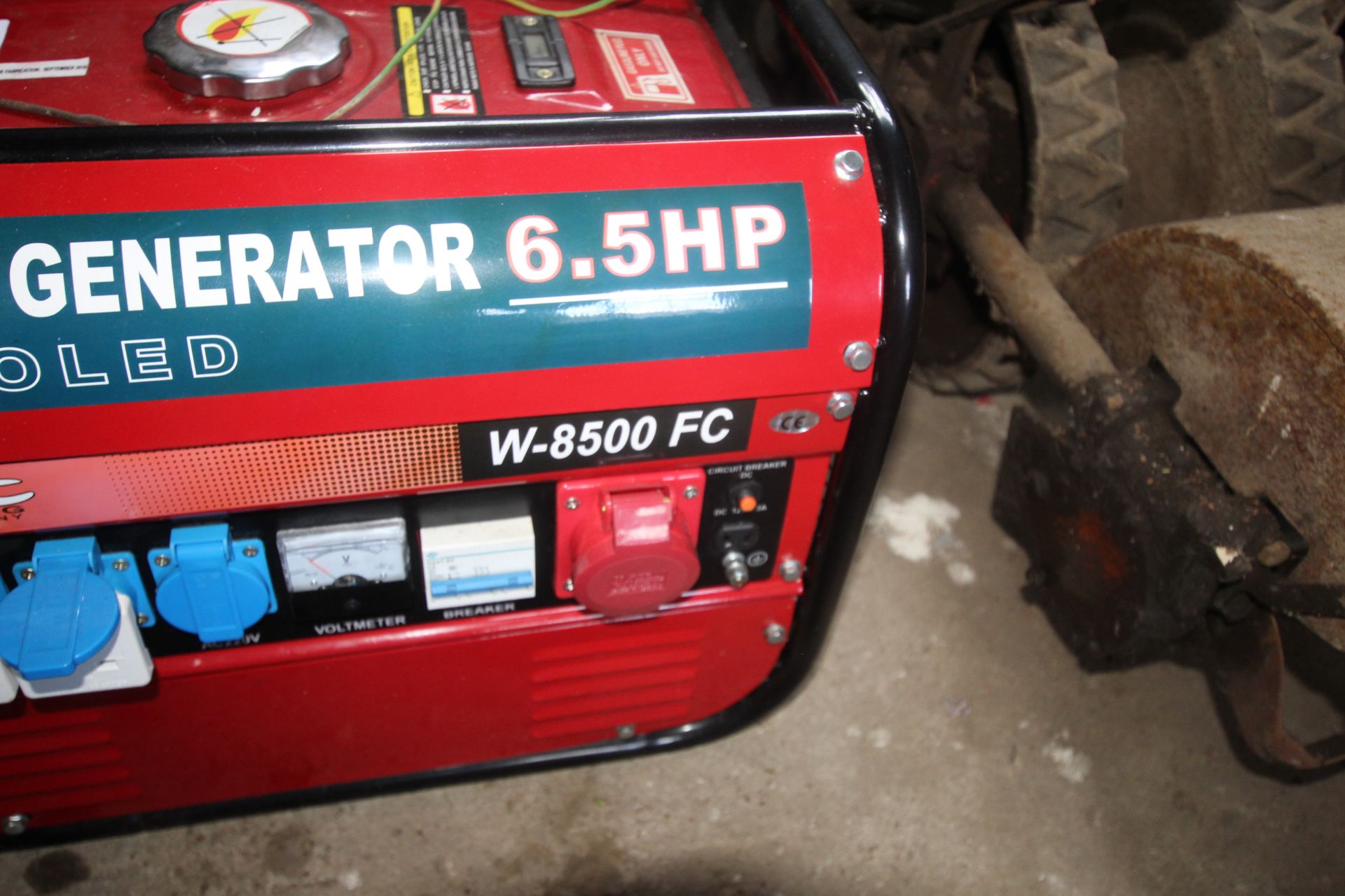 6.5hp petrol generator as new but requires a petrol pipe. - Image 3 of 7
