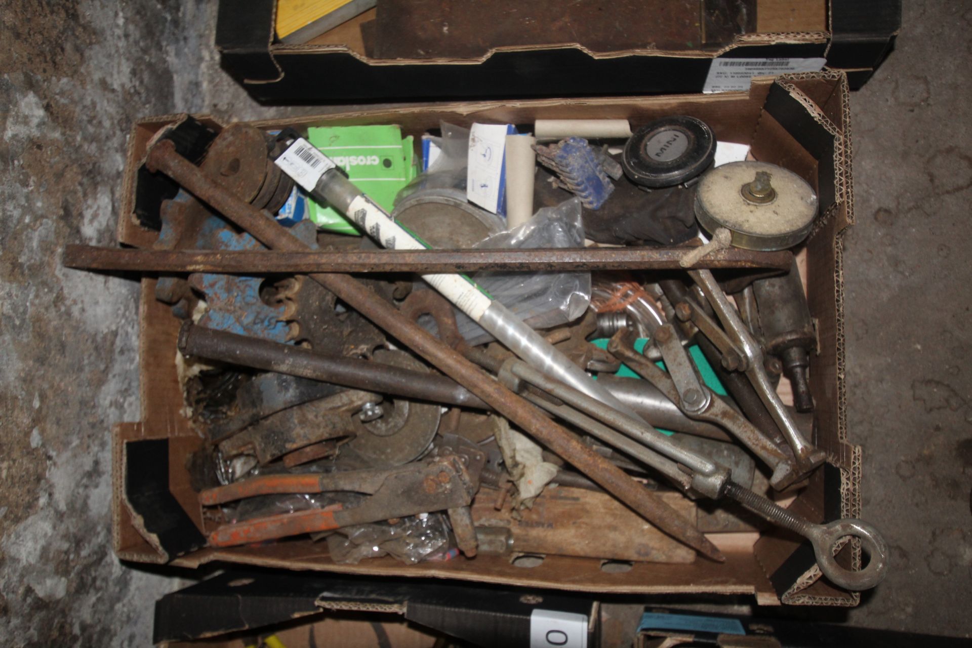 Various spares and tools including drive sprockets