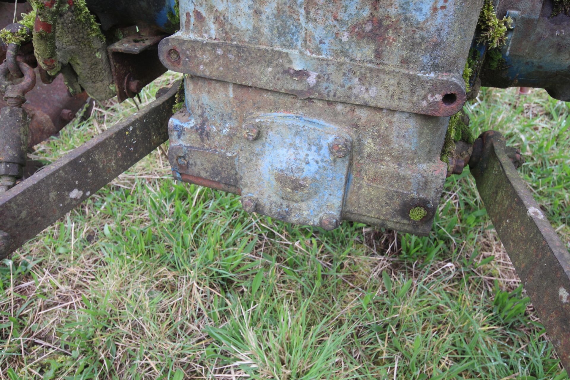 Farm made tool carrier for crawler. Based on Fordson Major backend. - Image 17 of 31