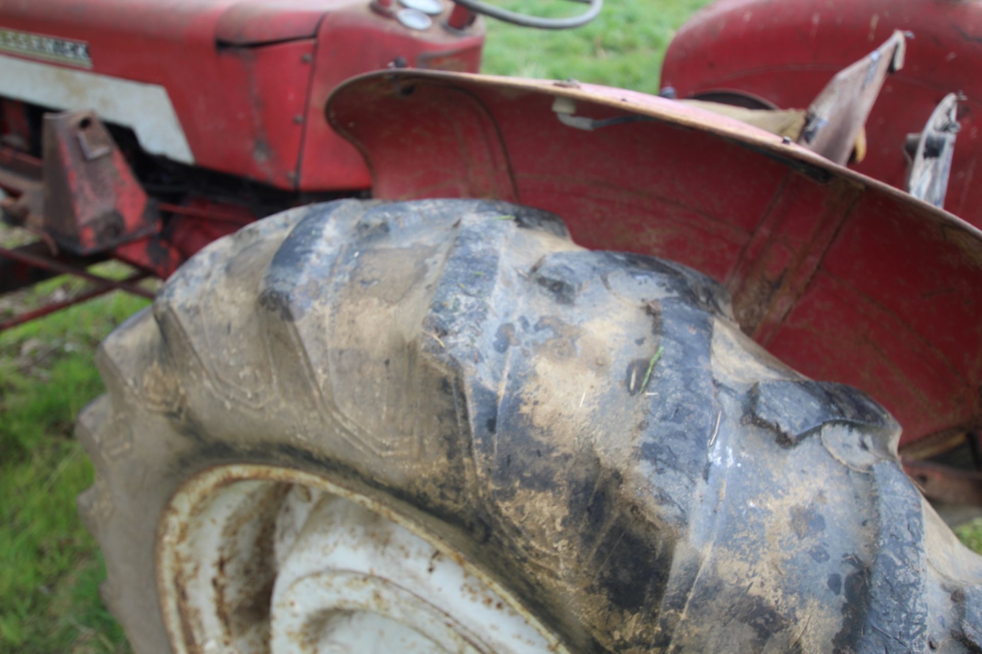 McCormick 434 2WD tractor. Registration FDX4 58D (expired). Serial No. B/2894. With Quicke loader ( - Image 18 of 58