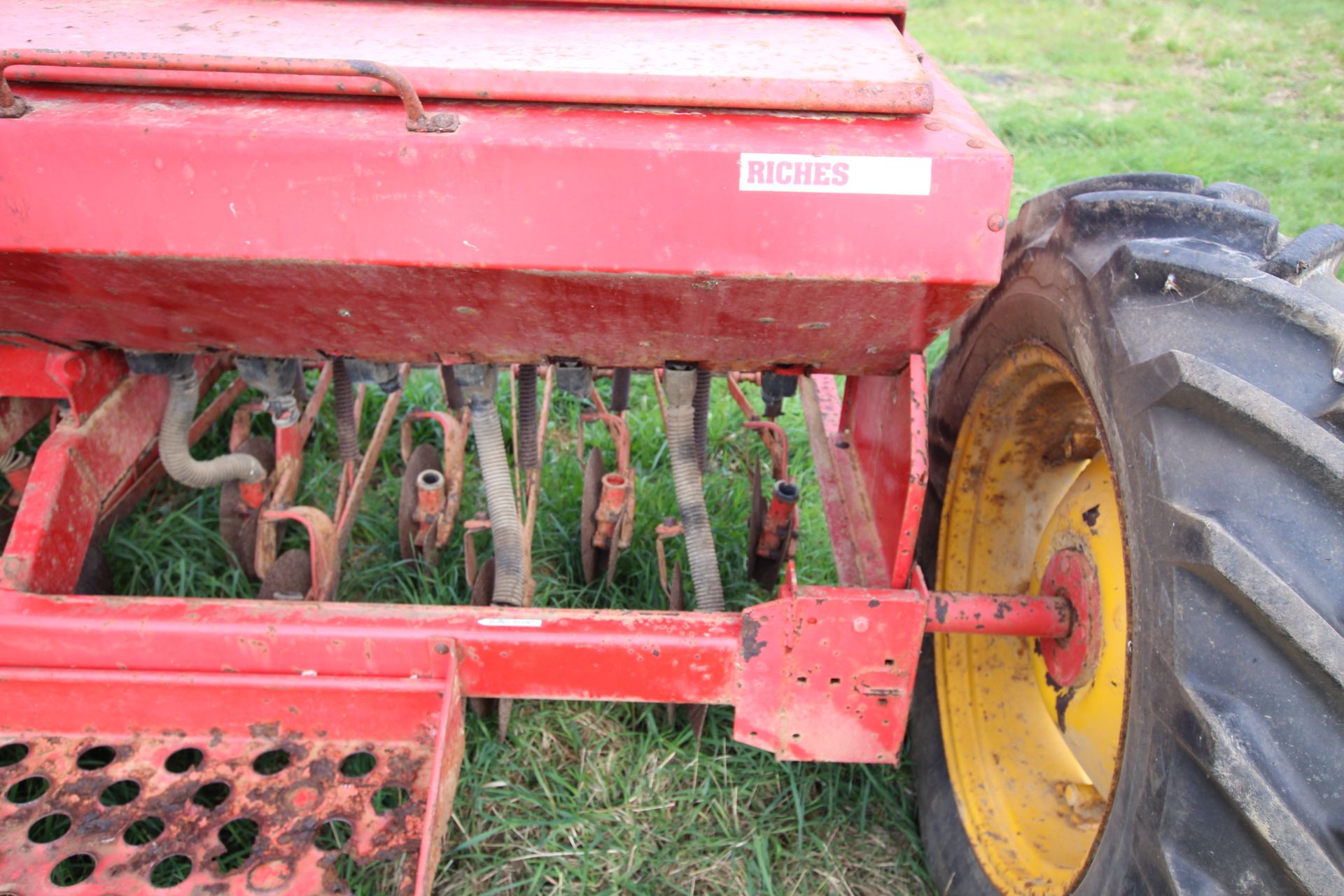 Massey Ferguson MF30 3m disc coulter drill. Owned from new. - Bild 9 aus 21