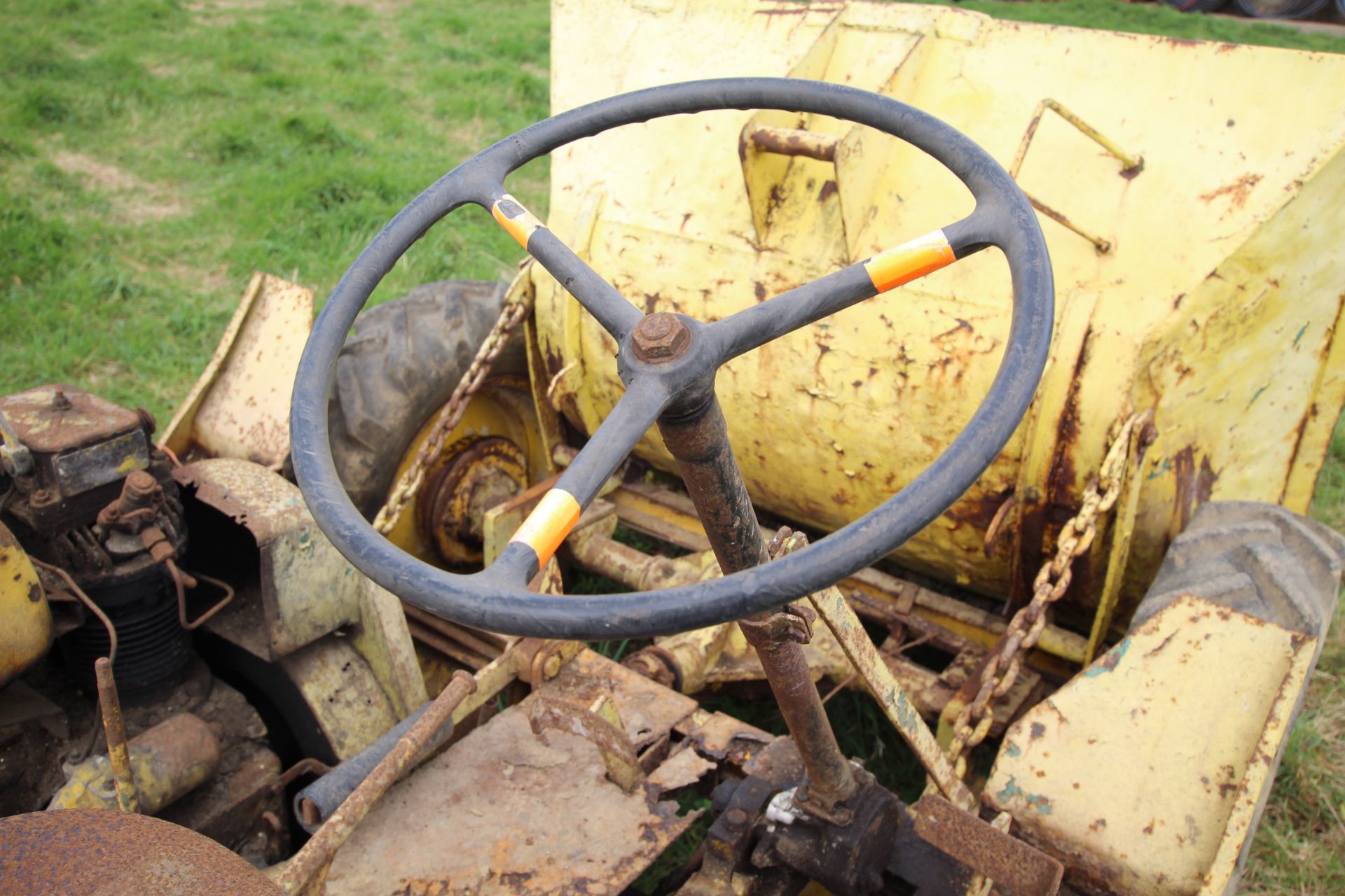 Thwaites 2WD manual tip dumper. With single cylinder Lister diesel engine. Not running recently - Image 12 of 22