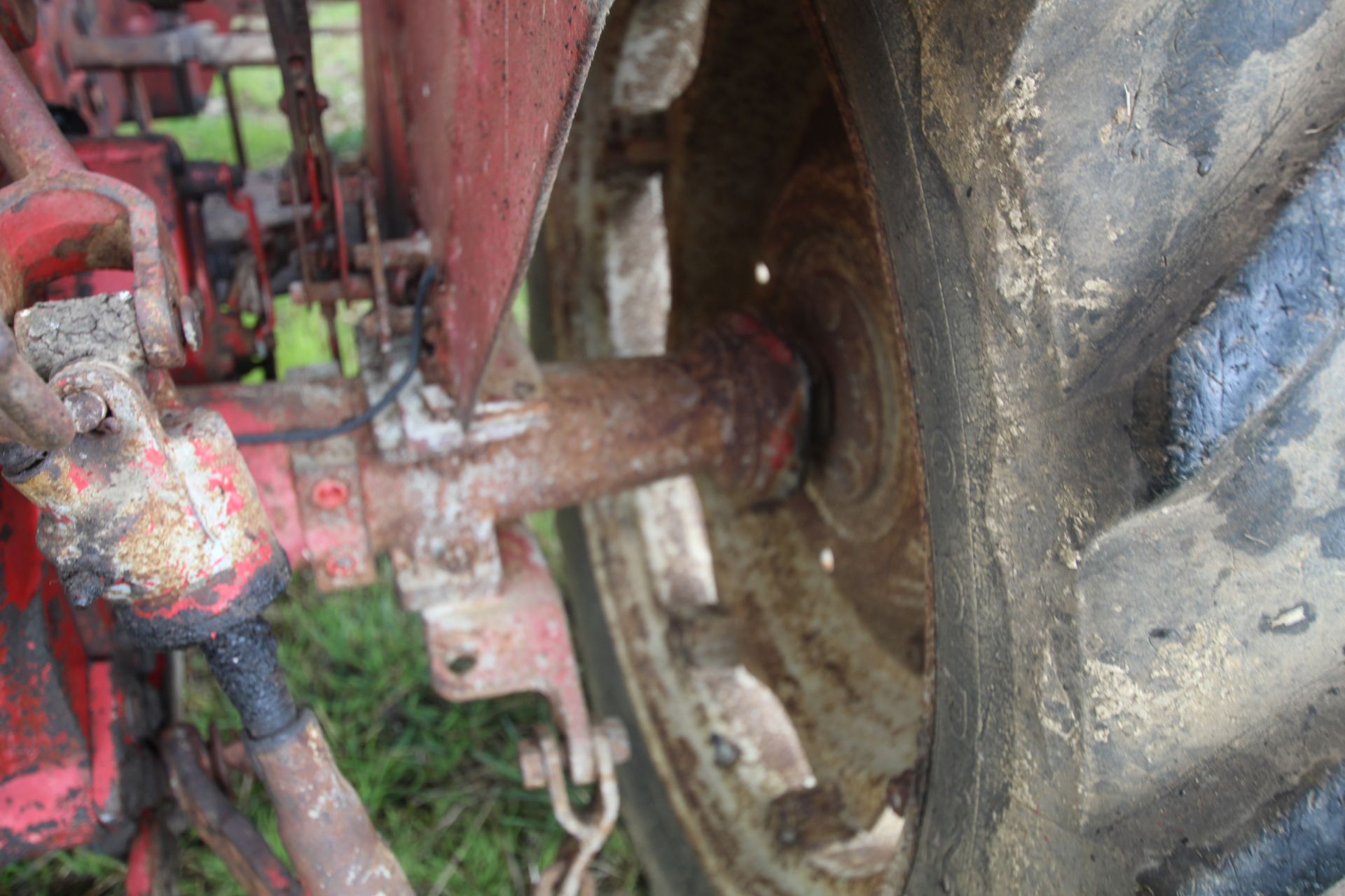 McCormick 434 2WD tractor. Registration FDX4 58D (expired). Serial No. B/2894. With Quicke loader ( - Image 25 of 58