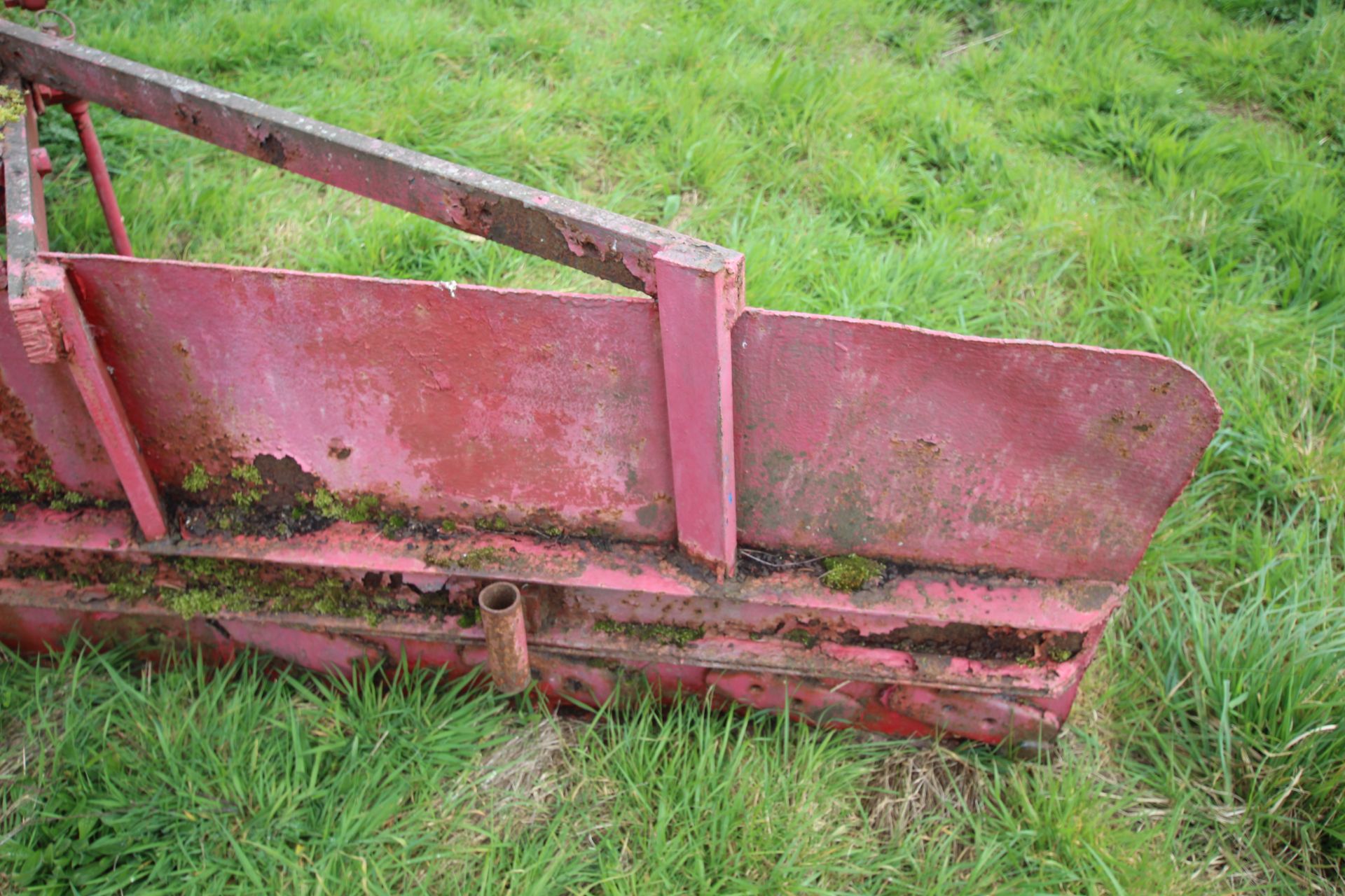 Farm made large heavy duty mounted grader. - Image 6 of 10