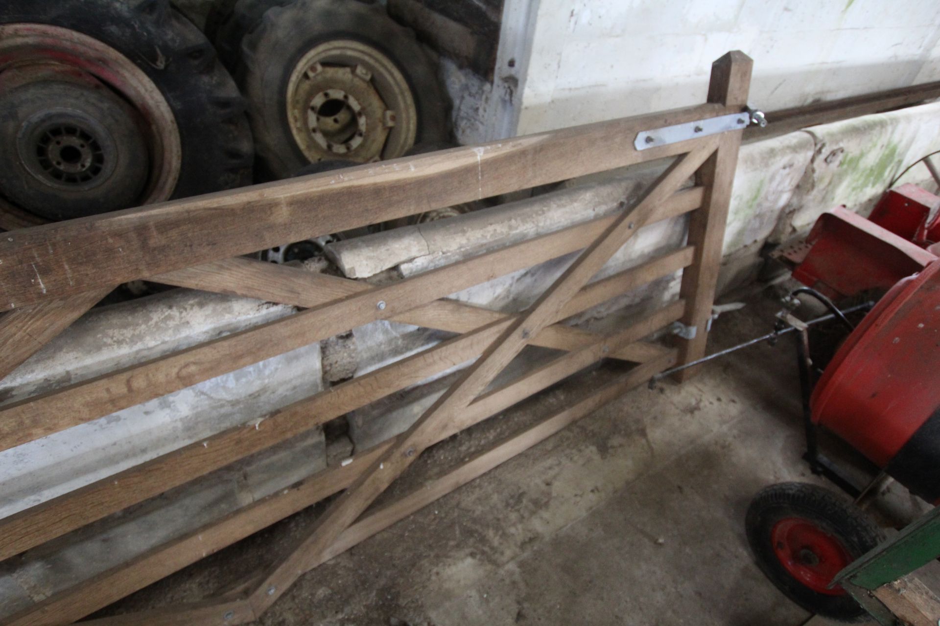 Unused 12ft wooden gate. - Image 4 of 5