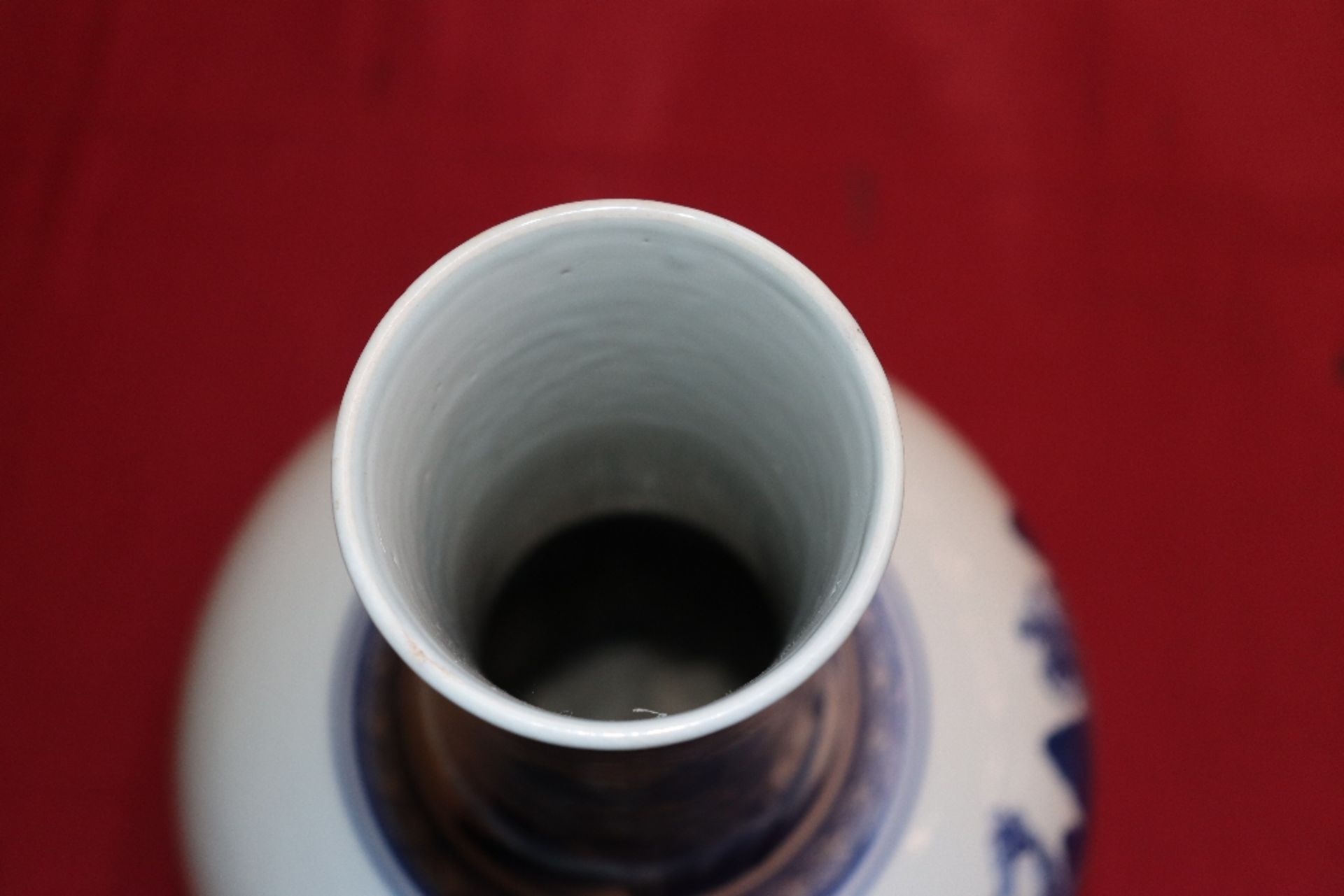 A late 18th / early 19th Century Chinese porcelain blue and white bottle vase, decorated with - Image 7 of 14