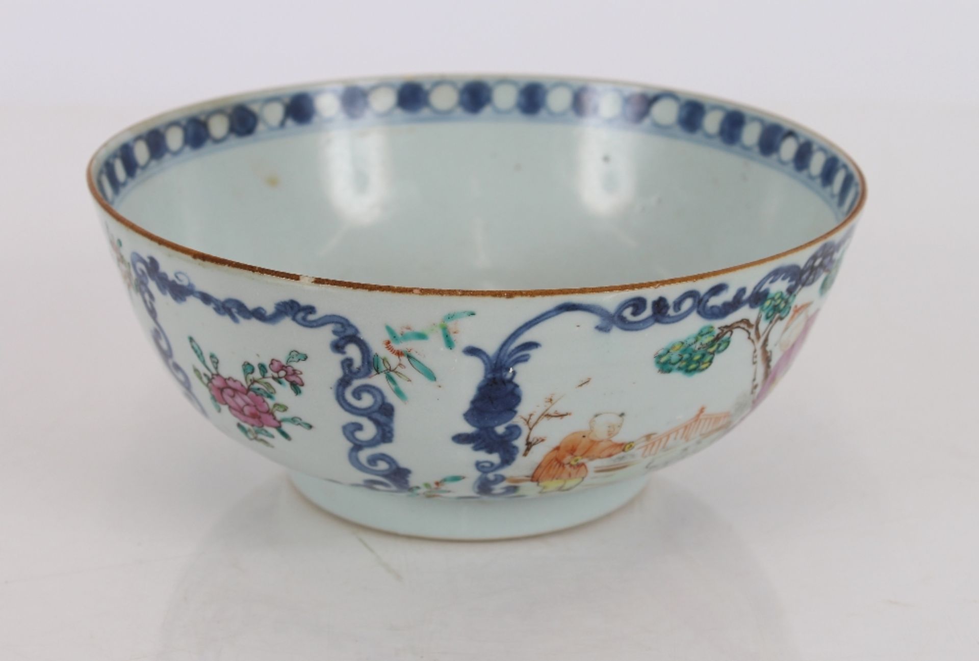 19th Century Chinese famille rose bowl, decorated figures in garden settings, 19.5cm dia. x 9cm high - Image 3 of 7