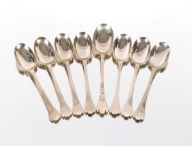 A set of eight silver dog nose teaspoons, Sheffield 1913, 3oz