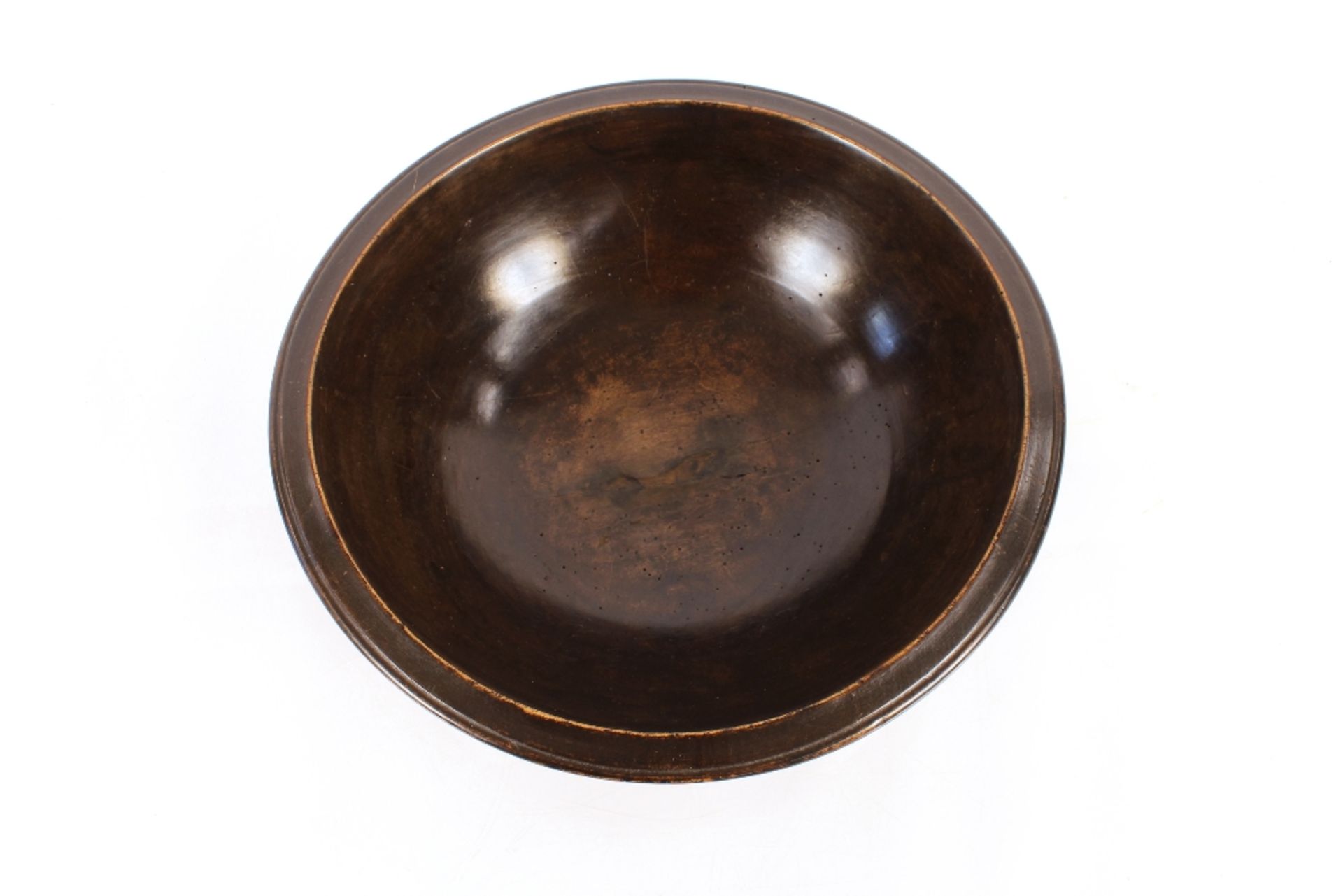 A 18th Century treen dairy bowl, 38.5cm dia. - Image 2 of 4