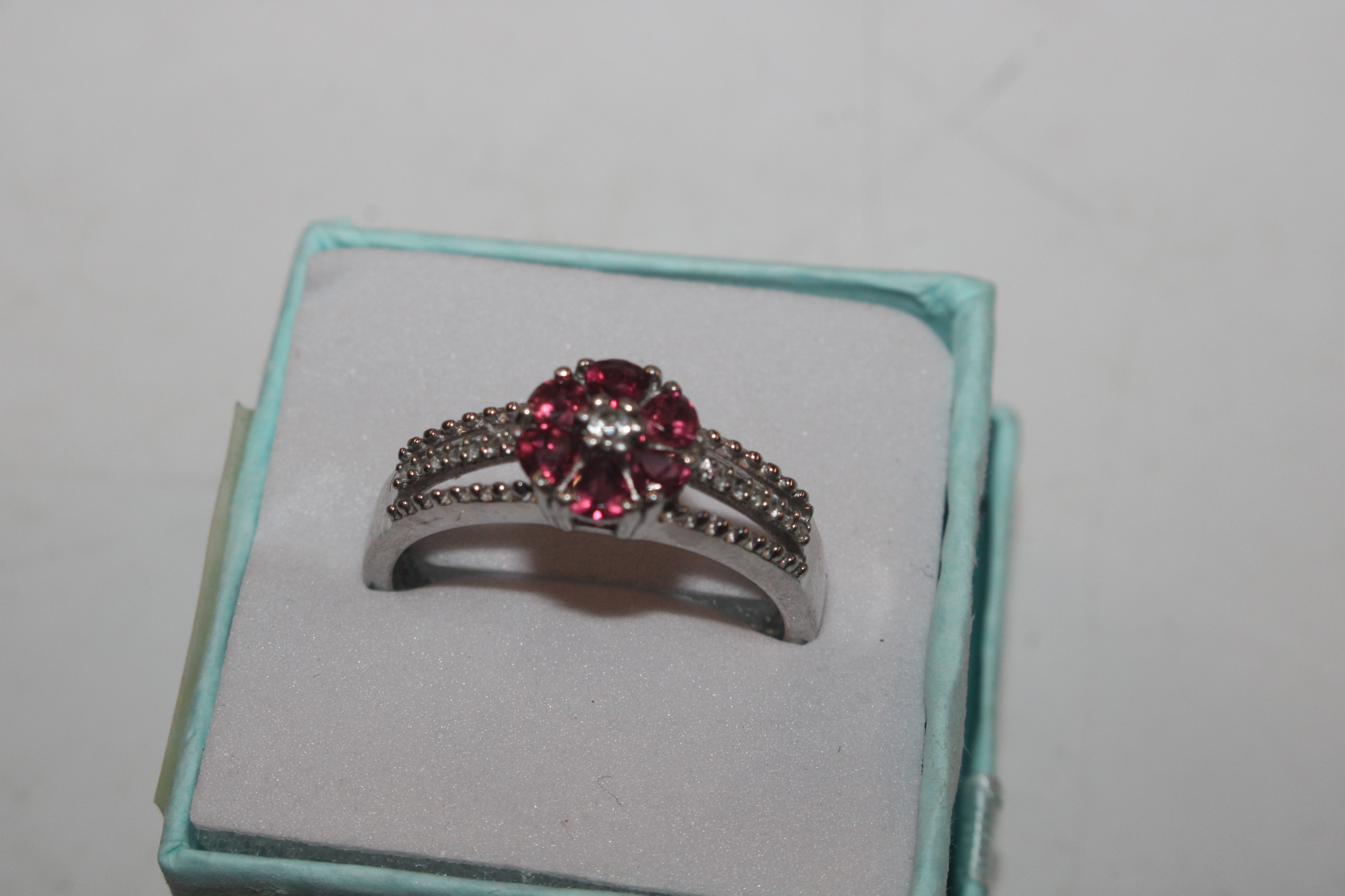 A Sterling silver pink tourmaline and diamond ring - Image 2 of 4
