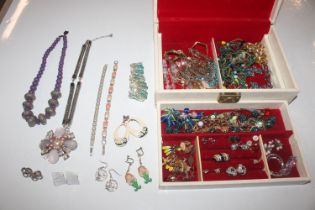 A jewellery box and contents of costume jewellery