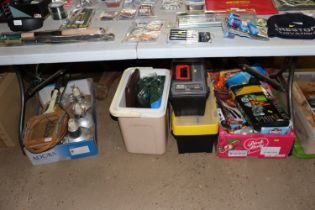 Two boxes of various sundry pet related items, ind