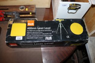 A B&Q 400mm laser level