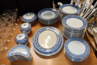 A Cetem ware Maltese pattern dinner service