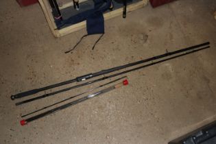 An Ikon Leeda feeder fishing rod and bag