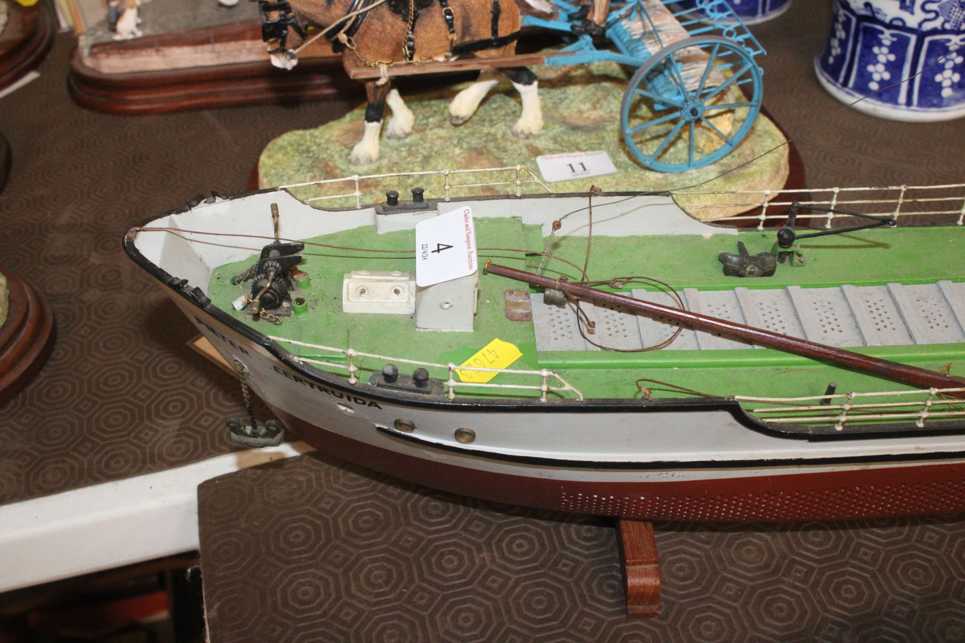 A model of the cargo ship "Peiter Geertruida" - Image 4 of 7