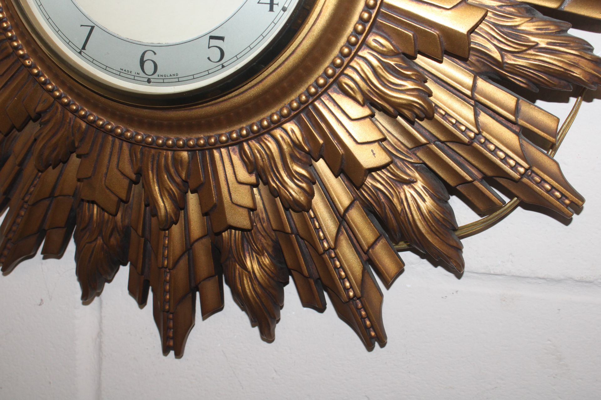 A Smiths gilt sunburst wall clock - Image 4 of 4