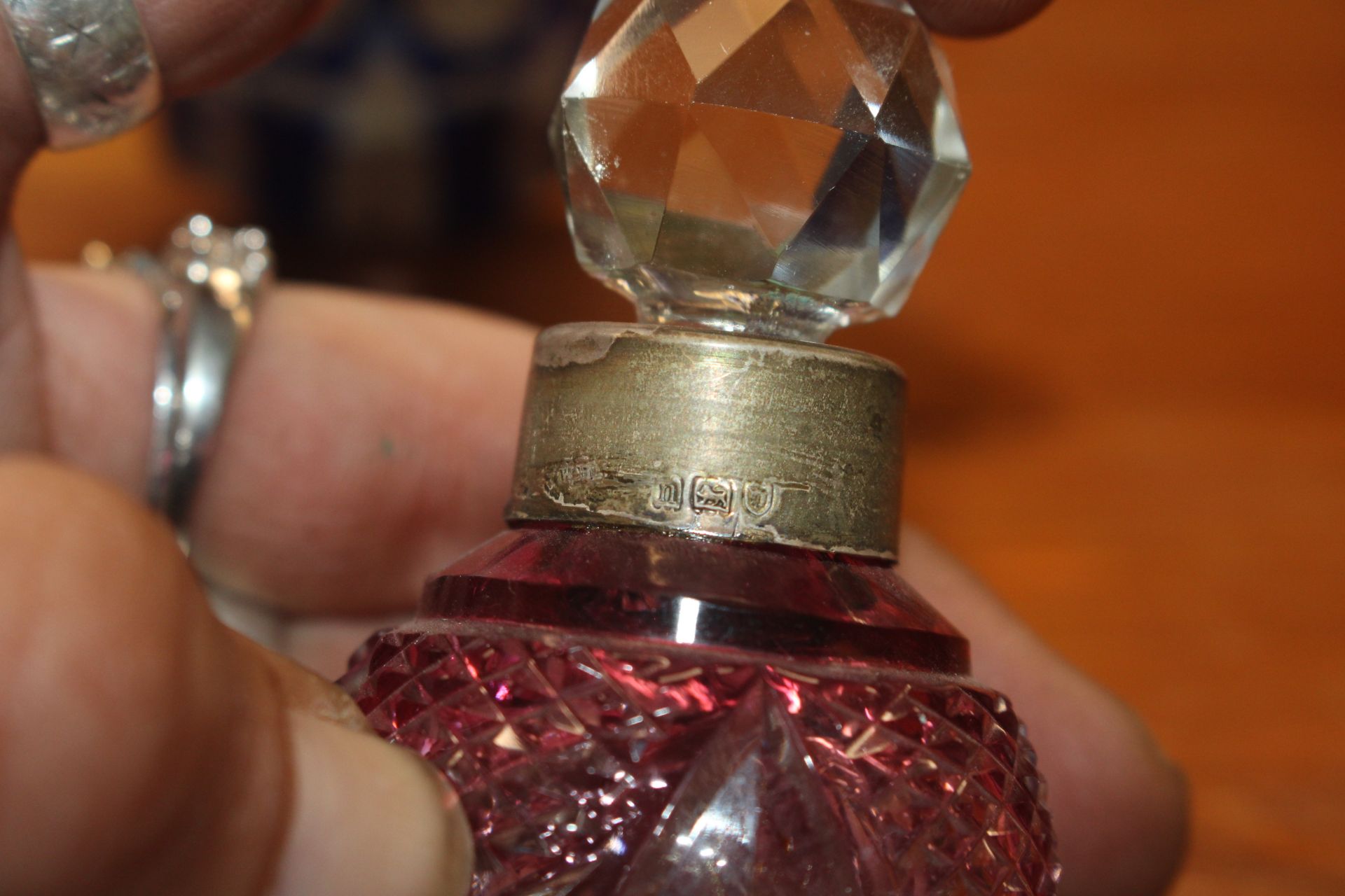 A collection of various scent bottles one having s - Image 17 of 17