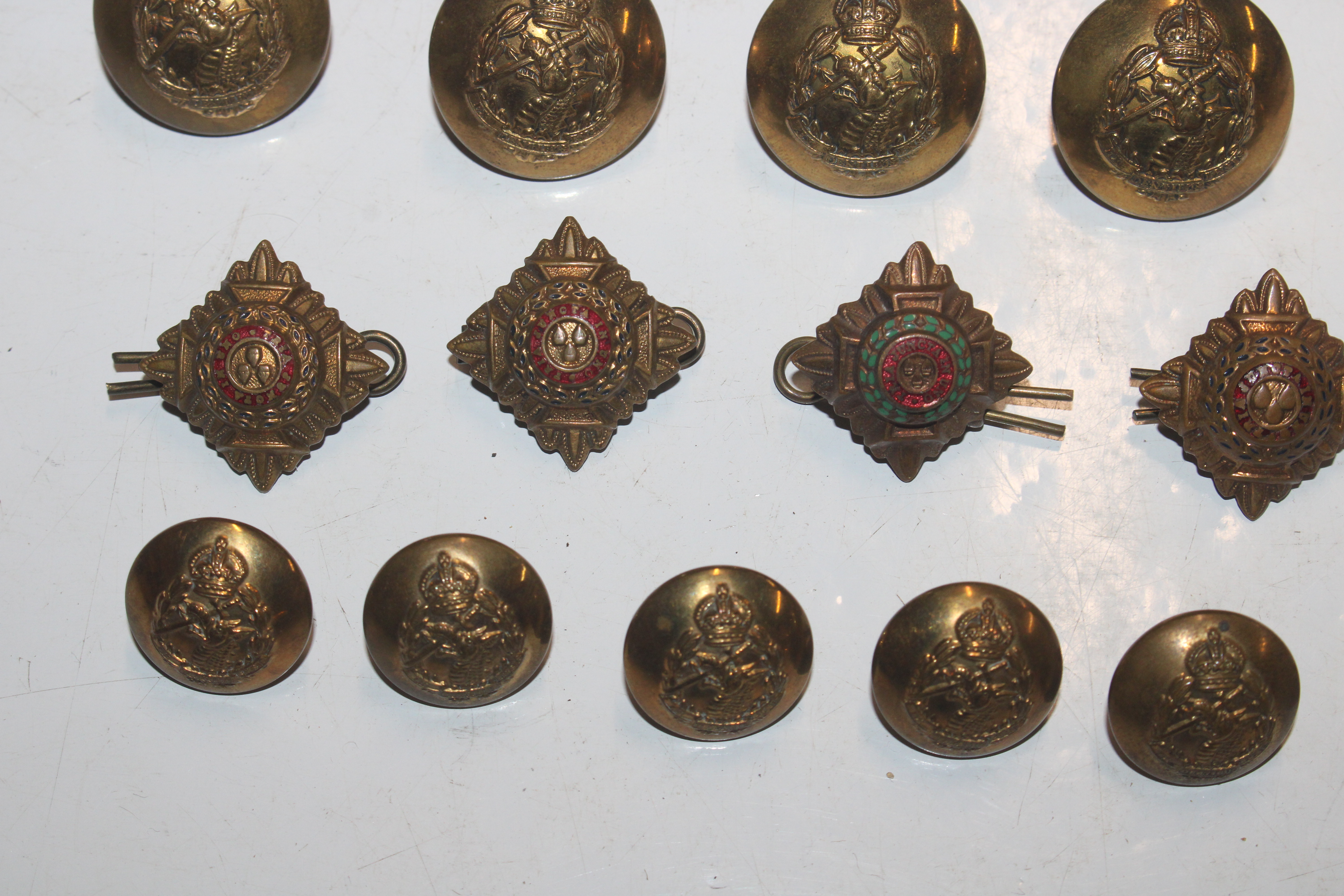 A collection of badges, Kind crown buttons, collar - Image 6 of 8