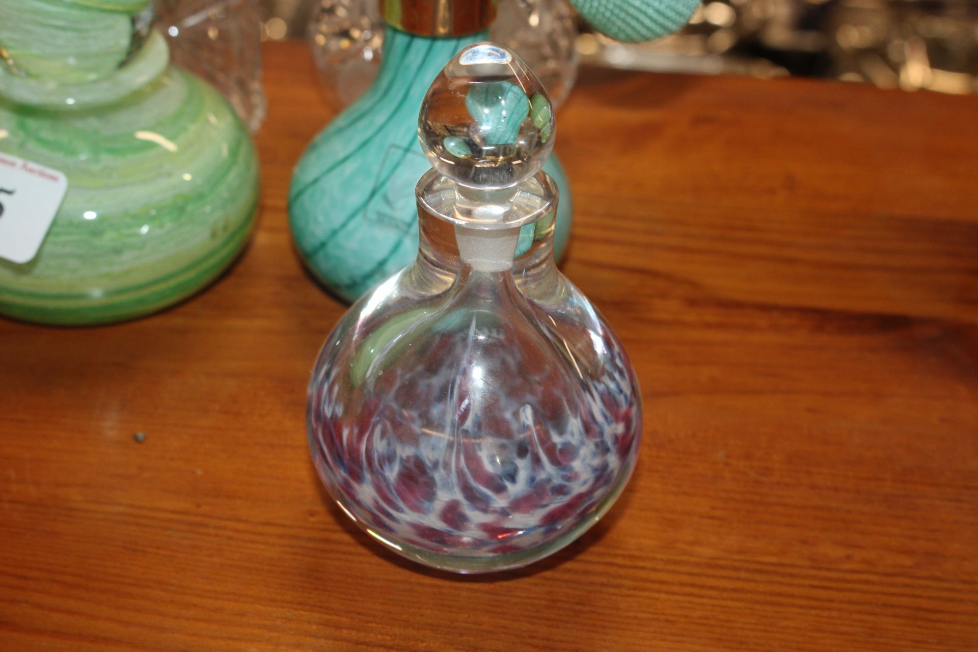 A collection of various scent bottles one having s - Image 12 of 17