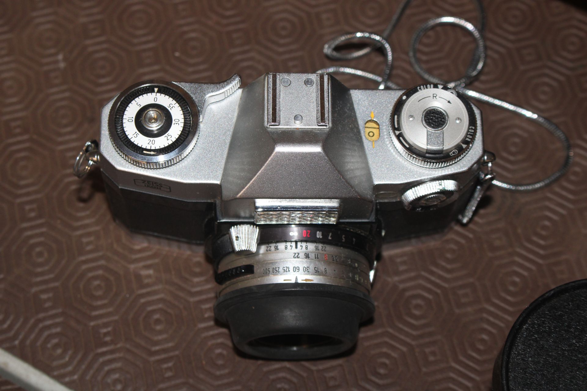 A Zeiss Icon camera No.2780966, carrying case, len - Image 4 of 10