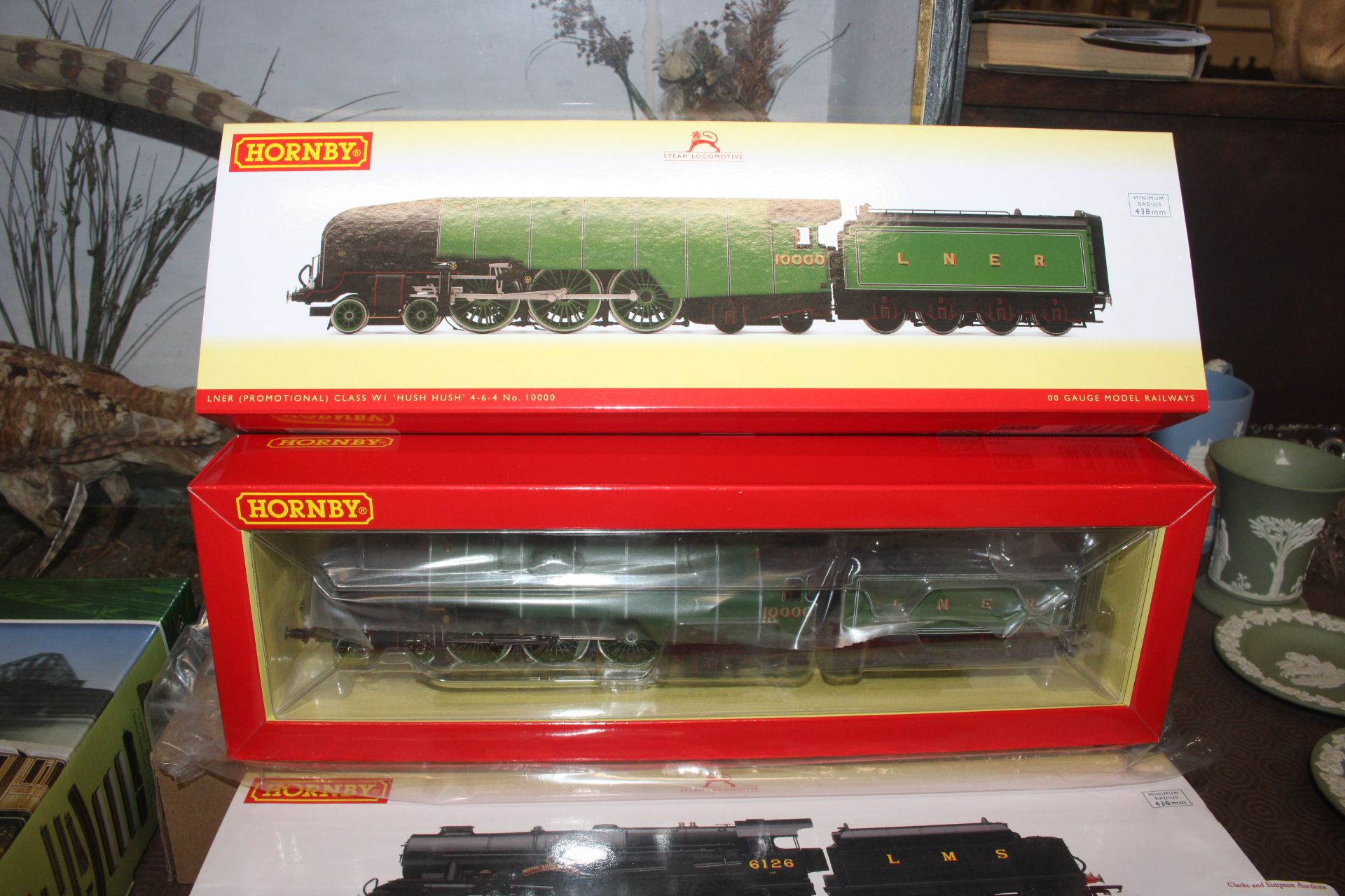 A Hornby R3842 LNER Promotional (ClassW1) Hush Hus - Image 2 of 2