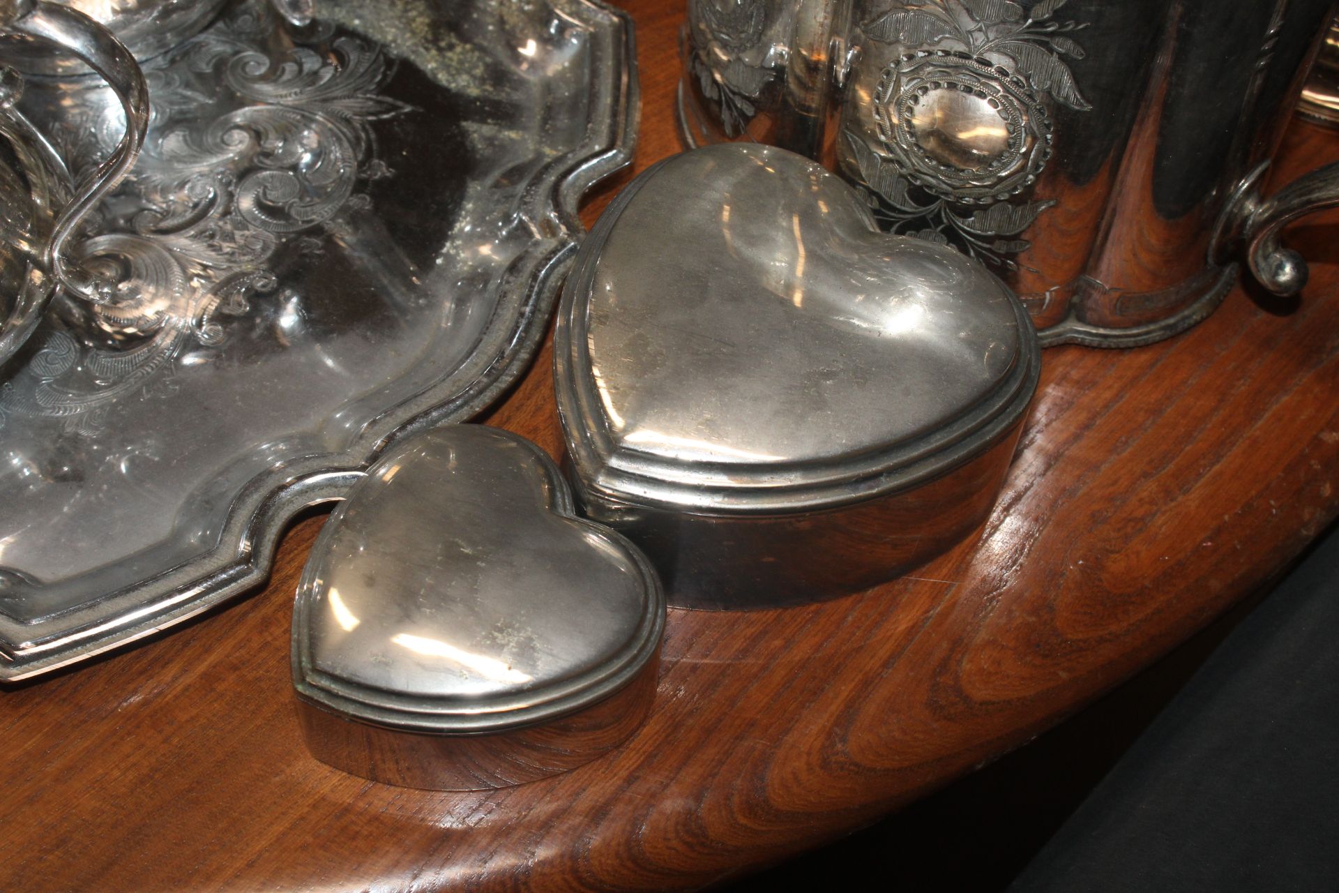 A large quantity of various plated ware including - Image 5 of 6