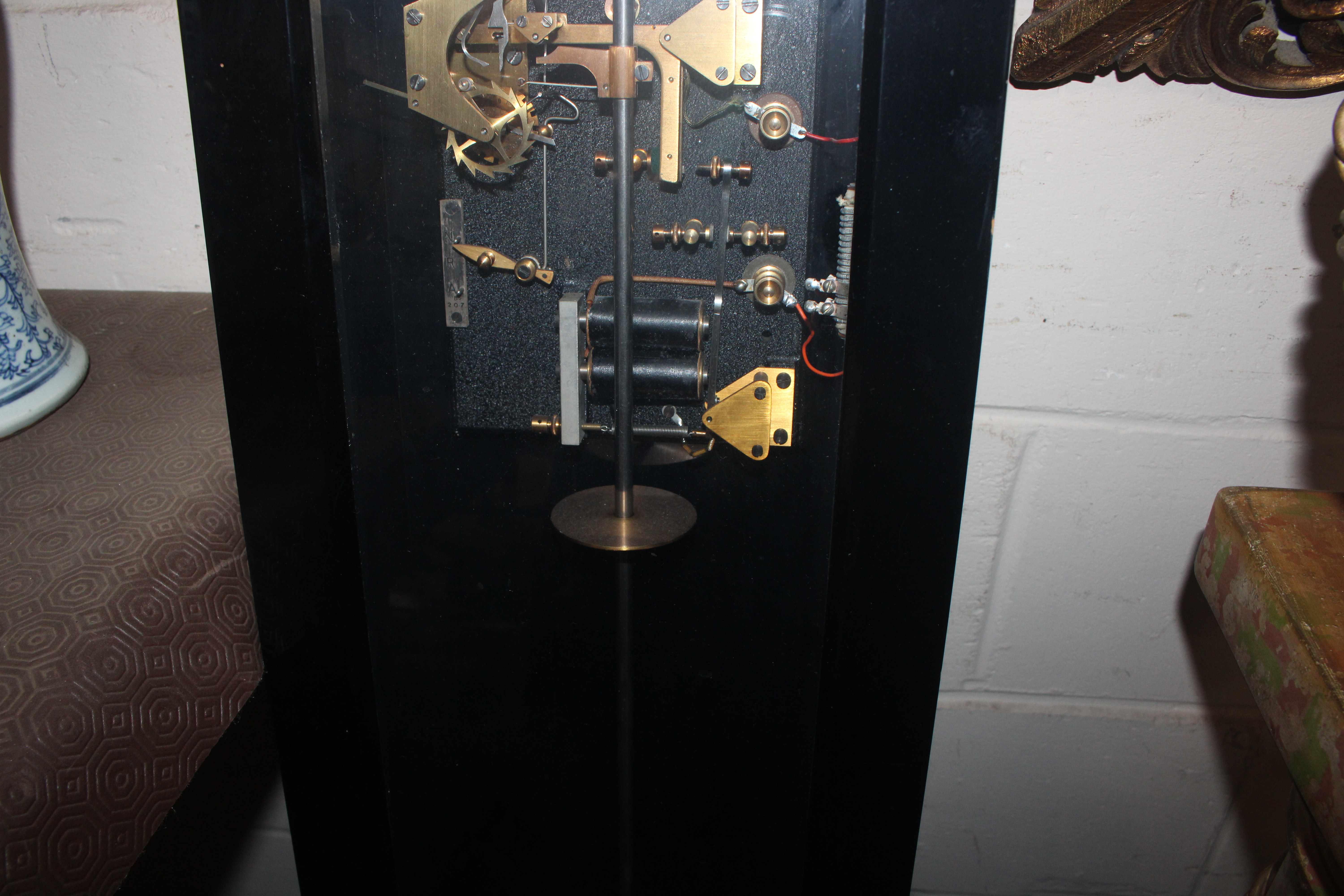 An electric regulator wall clock - Image 4 of 6