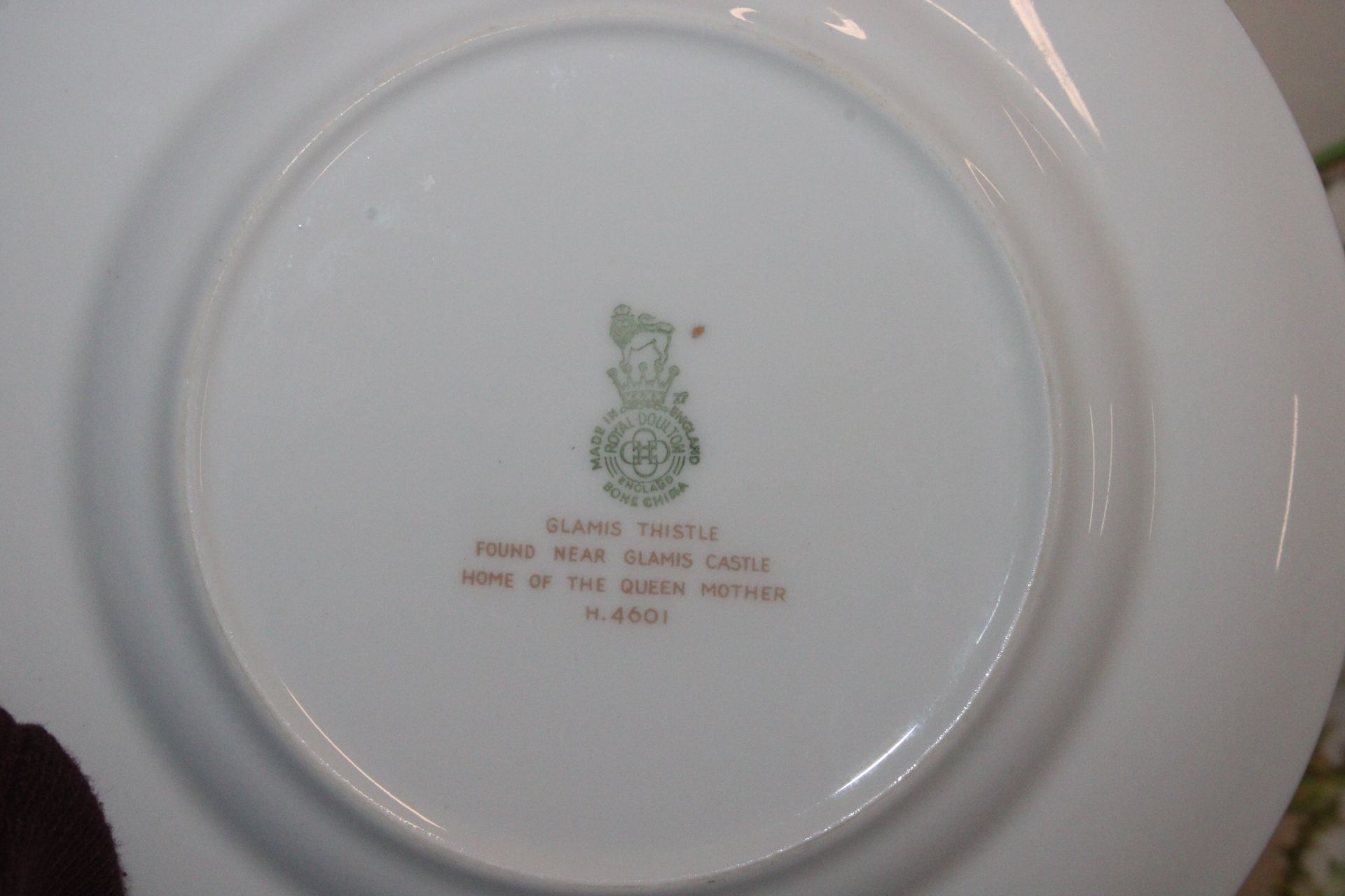 A Royal Doulton "Glamis Thistle" decorated tea / dinner service comprising dinner plates, side - Image 4 of 9